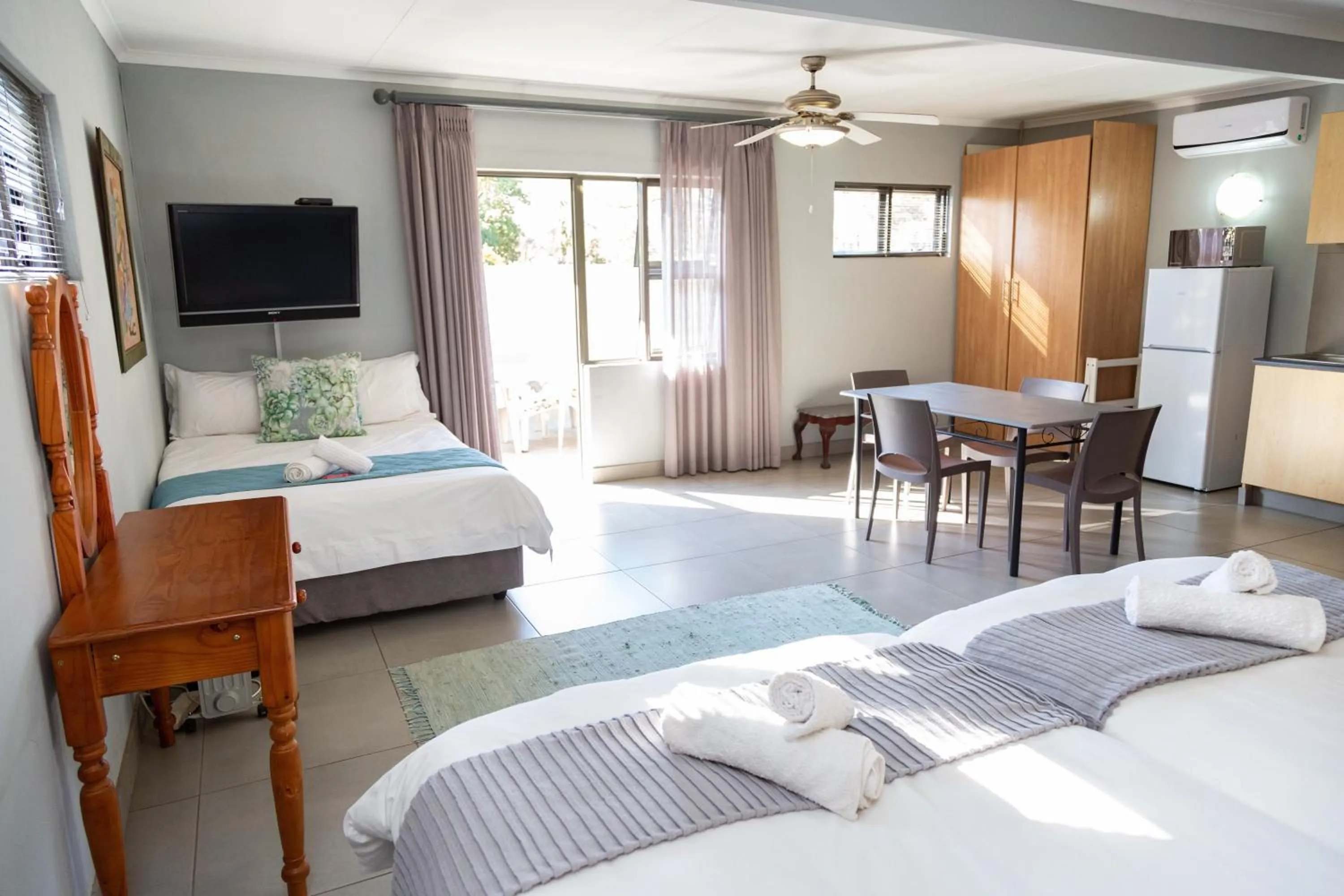 Bed in Glen Maine Guest House