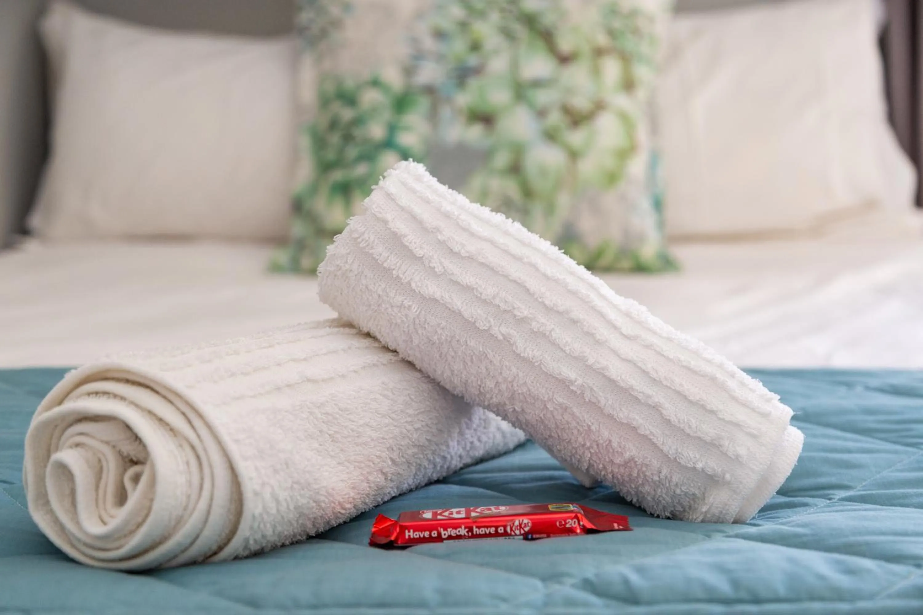 towels, Bed in Glen Maine Guest House