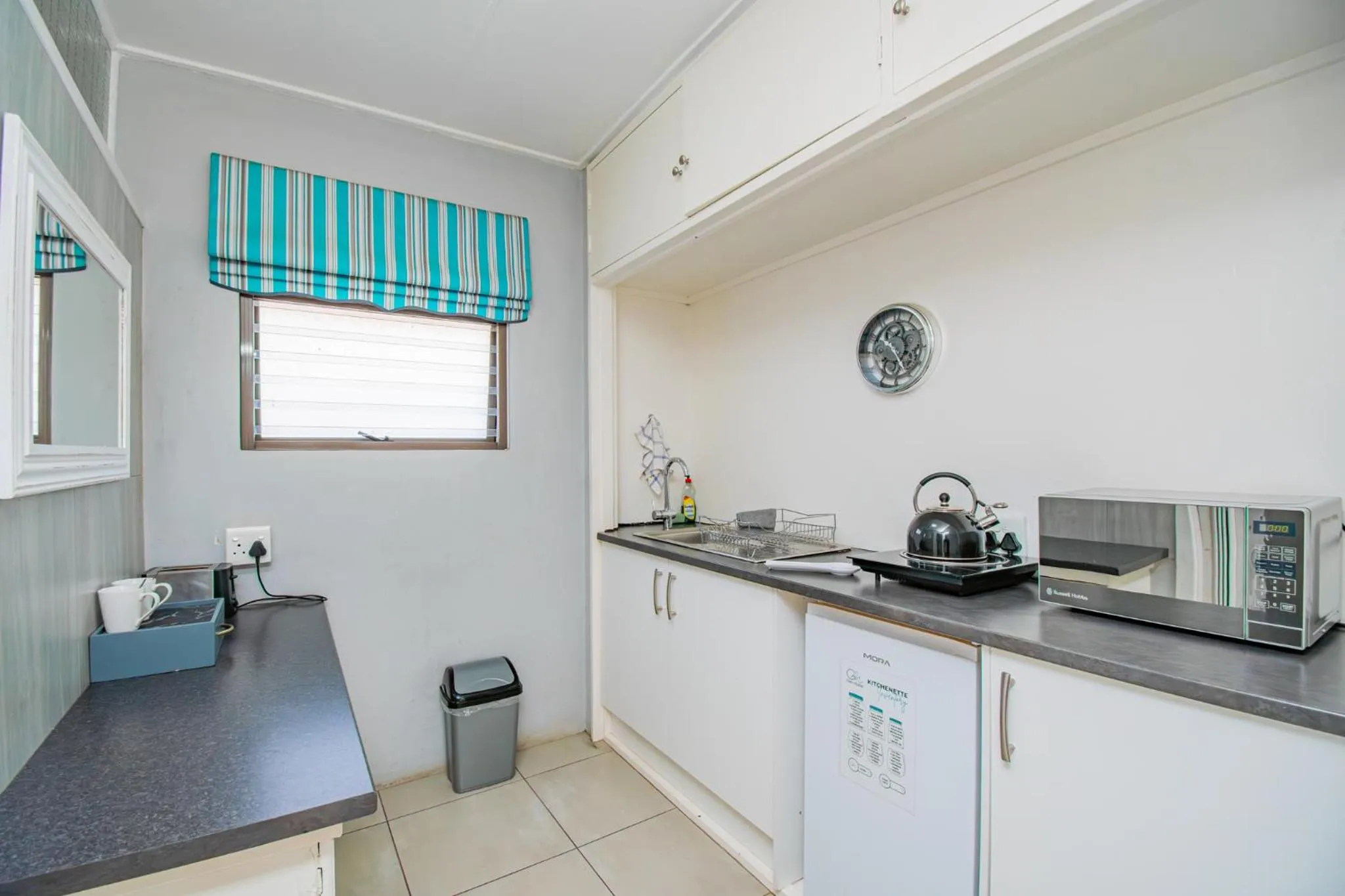 Kitchen or kitchenette in Glen Maine Guest House