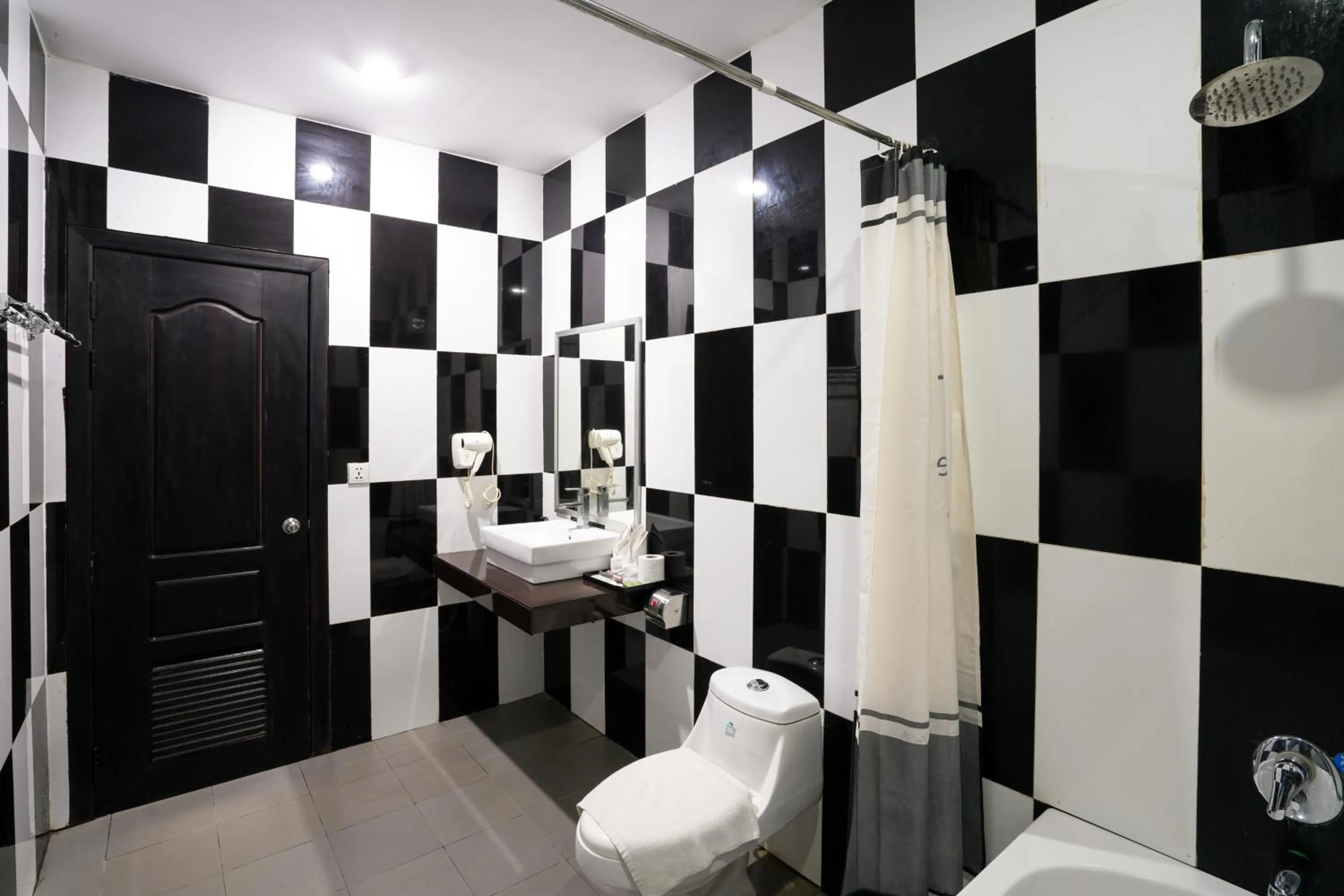 Bathroom in Tan Sokchea Boutique