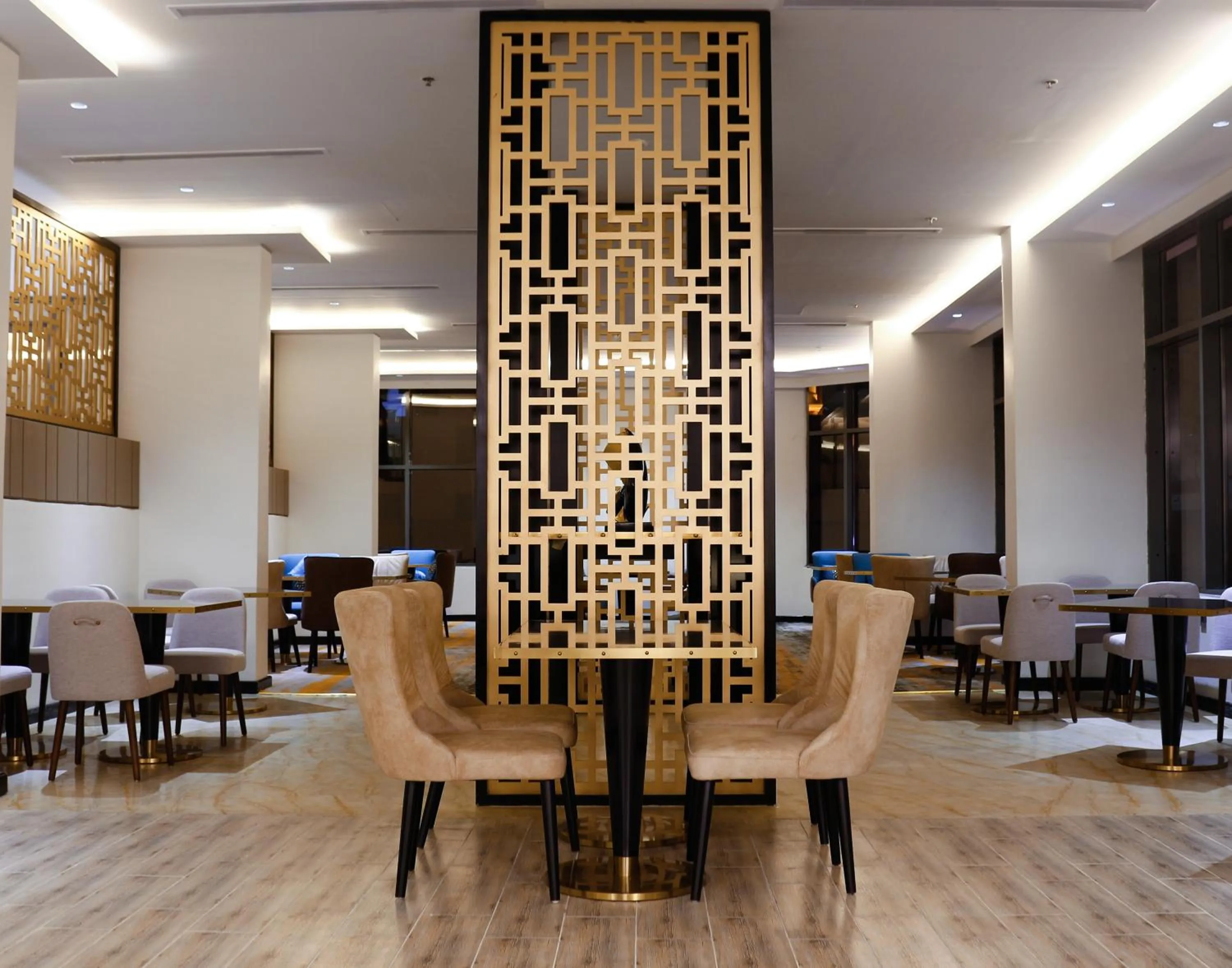 Restaurant/places to eat in Iris Boutique Taif Heart