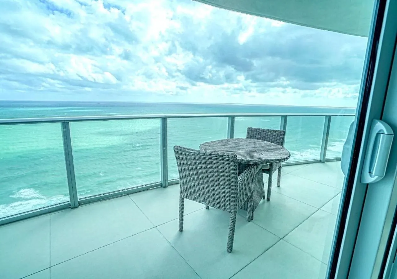 Hyde Resorts on Miami Hollywood by MRA