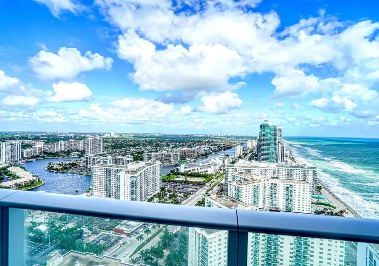 Hyde Resorts on Miami Hollywood by MRA