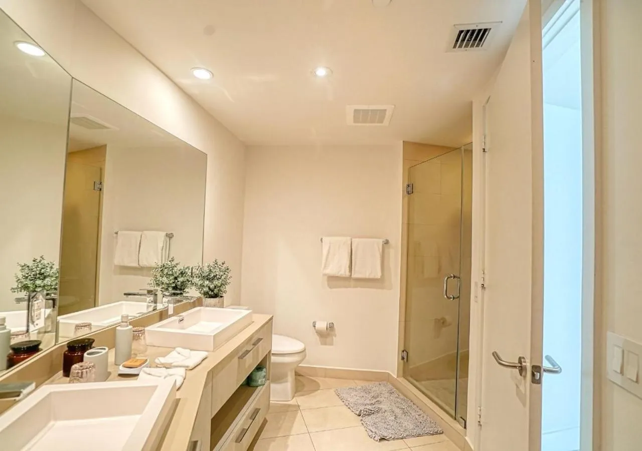 Hyde Resorts on Miami Hollywood by MRA