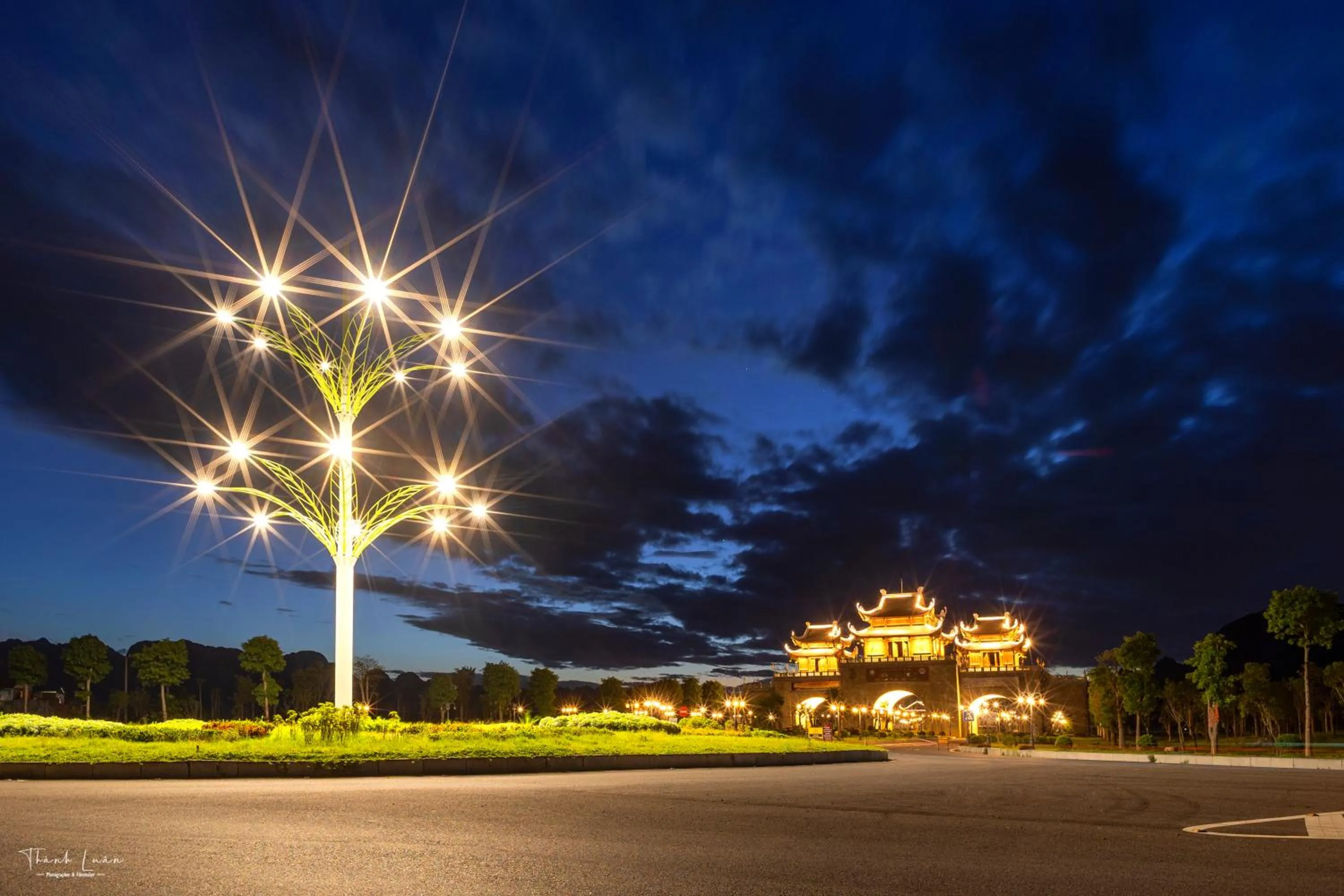 Facade/entrance in Tam Chuc Complex