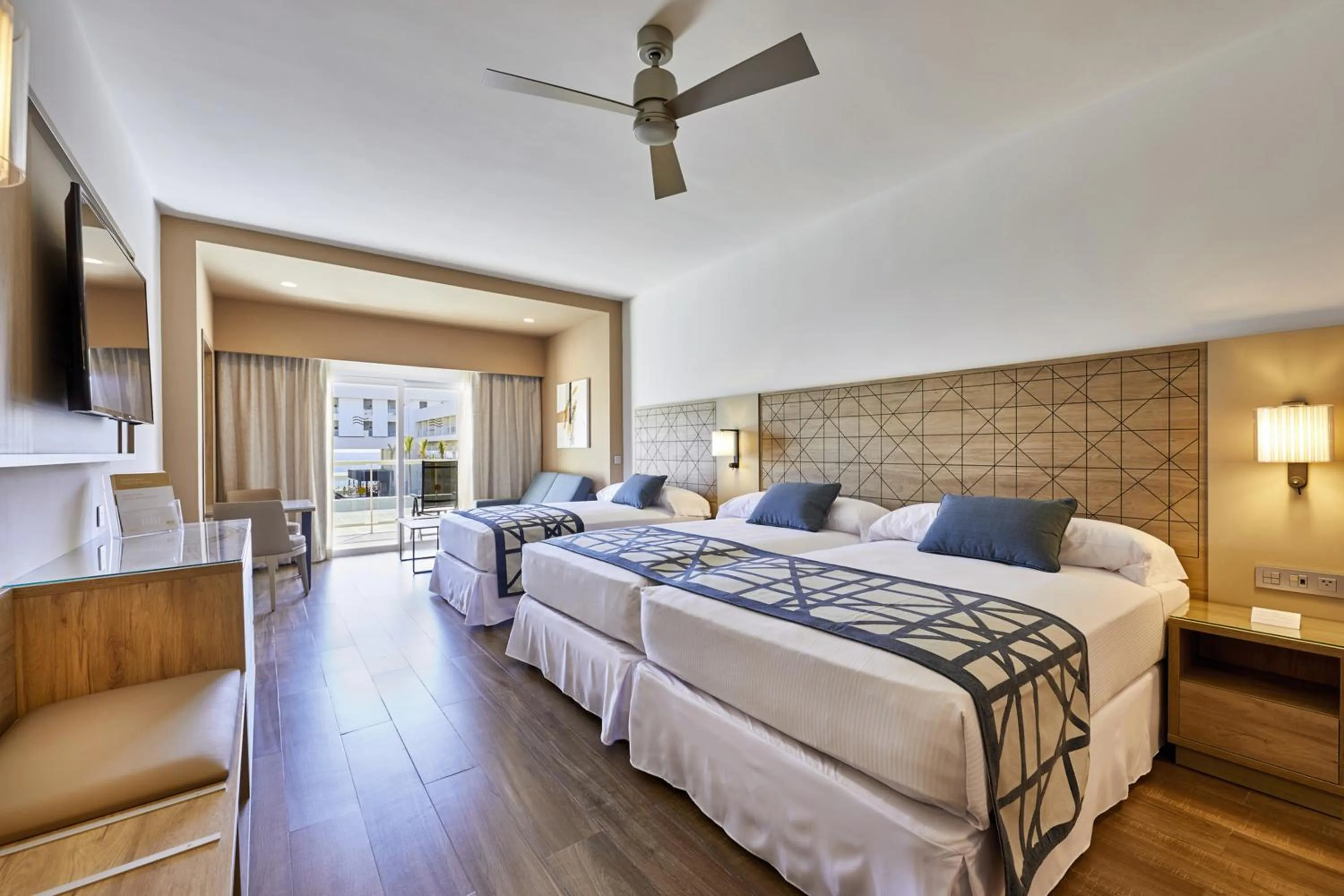 Photo of the whole room, Bed in Riu Palace Baja California - Adults Only - All Inclusive