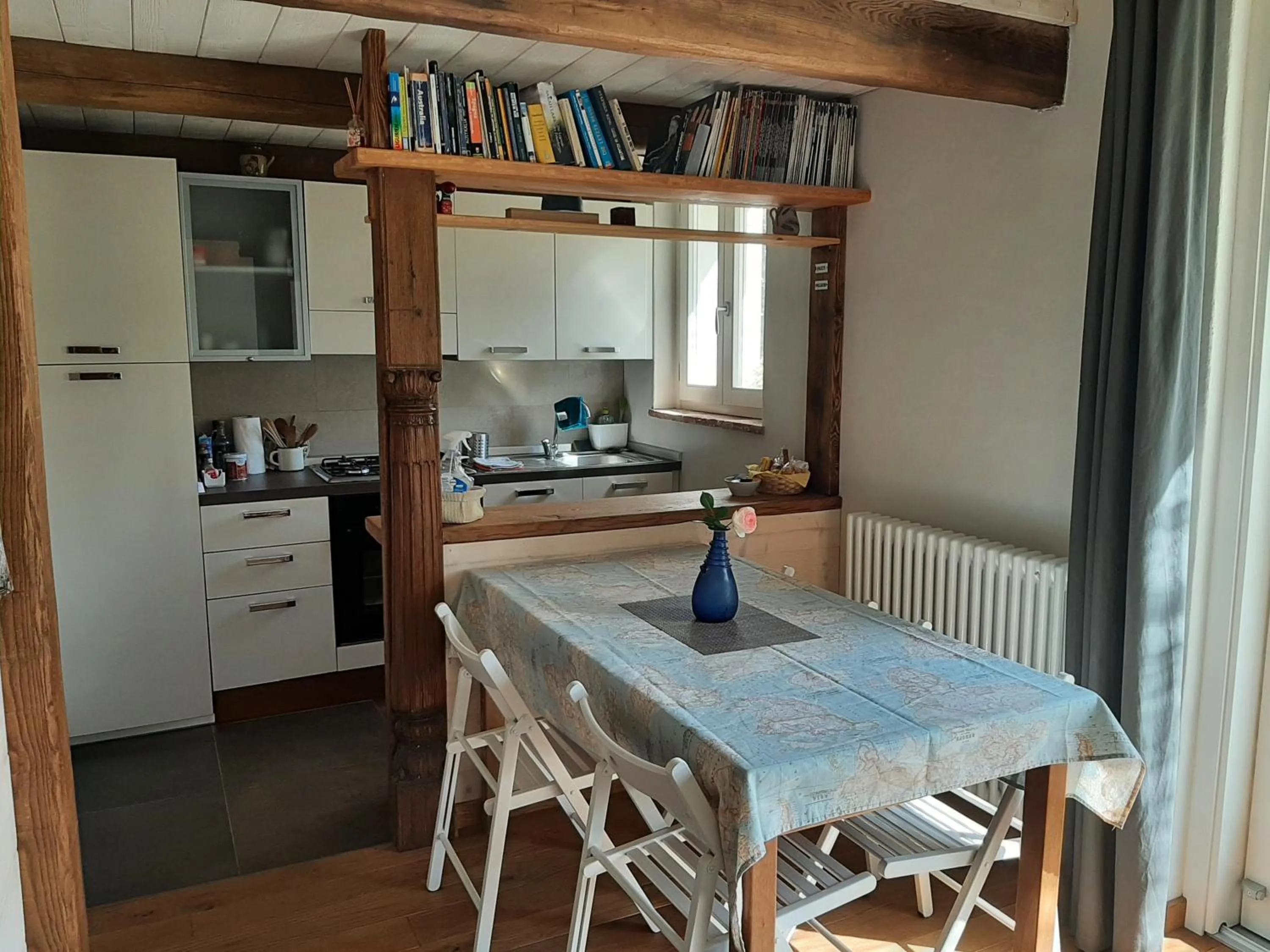 Kitchen or kitchenette in Guesthouse Contrada Bolla
