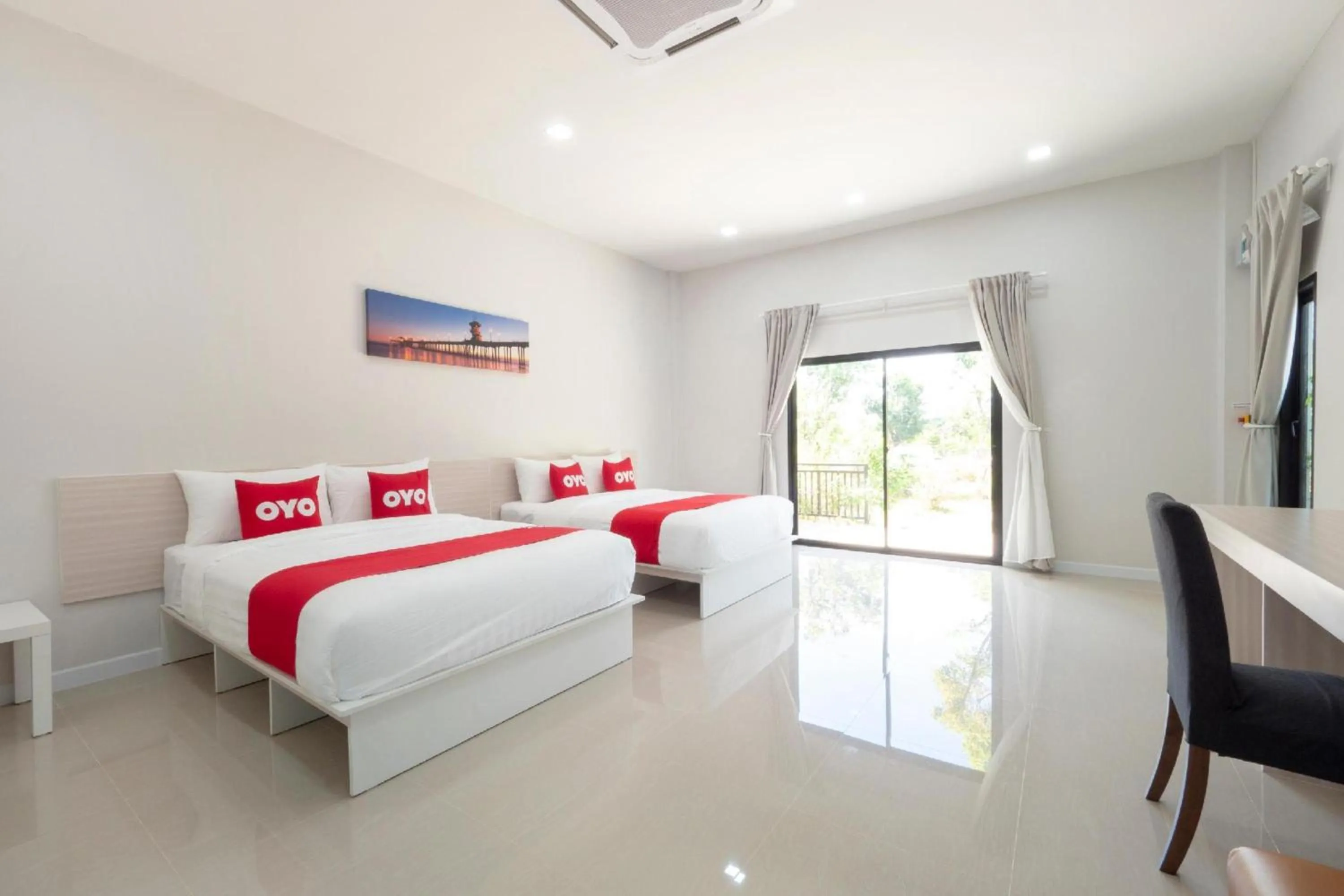 View (from property/room), Bed in Capital O 75378 Thawapee Resort