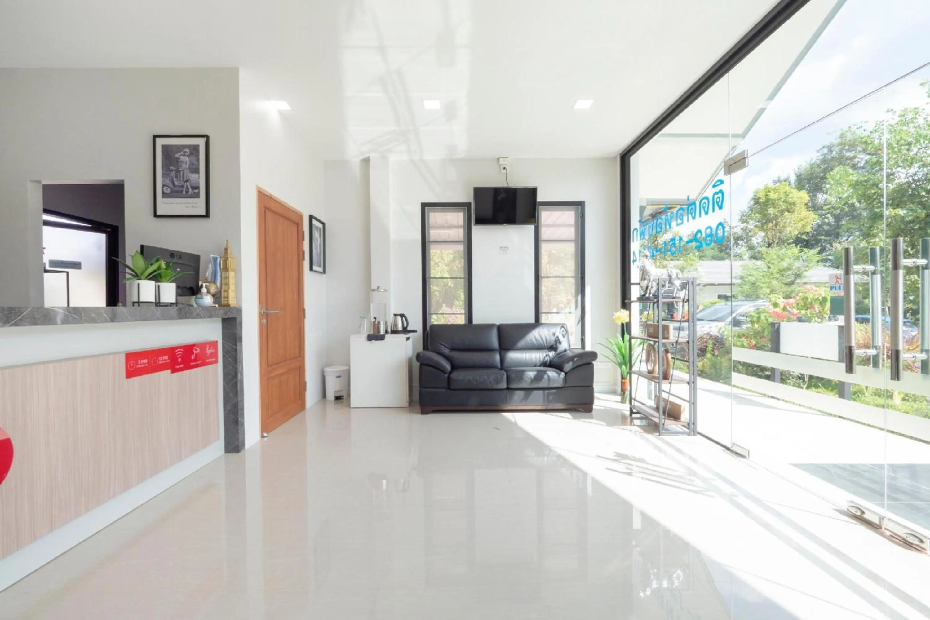 TV and multimedia in Capital O 75378 Thawapee Resort