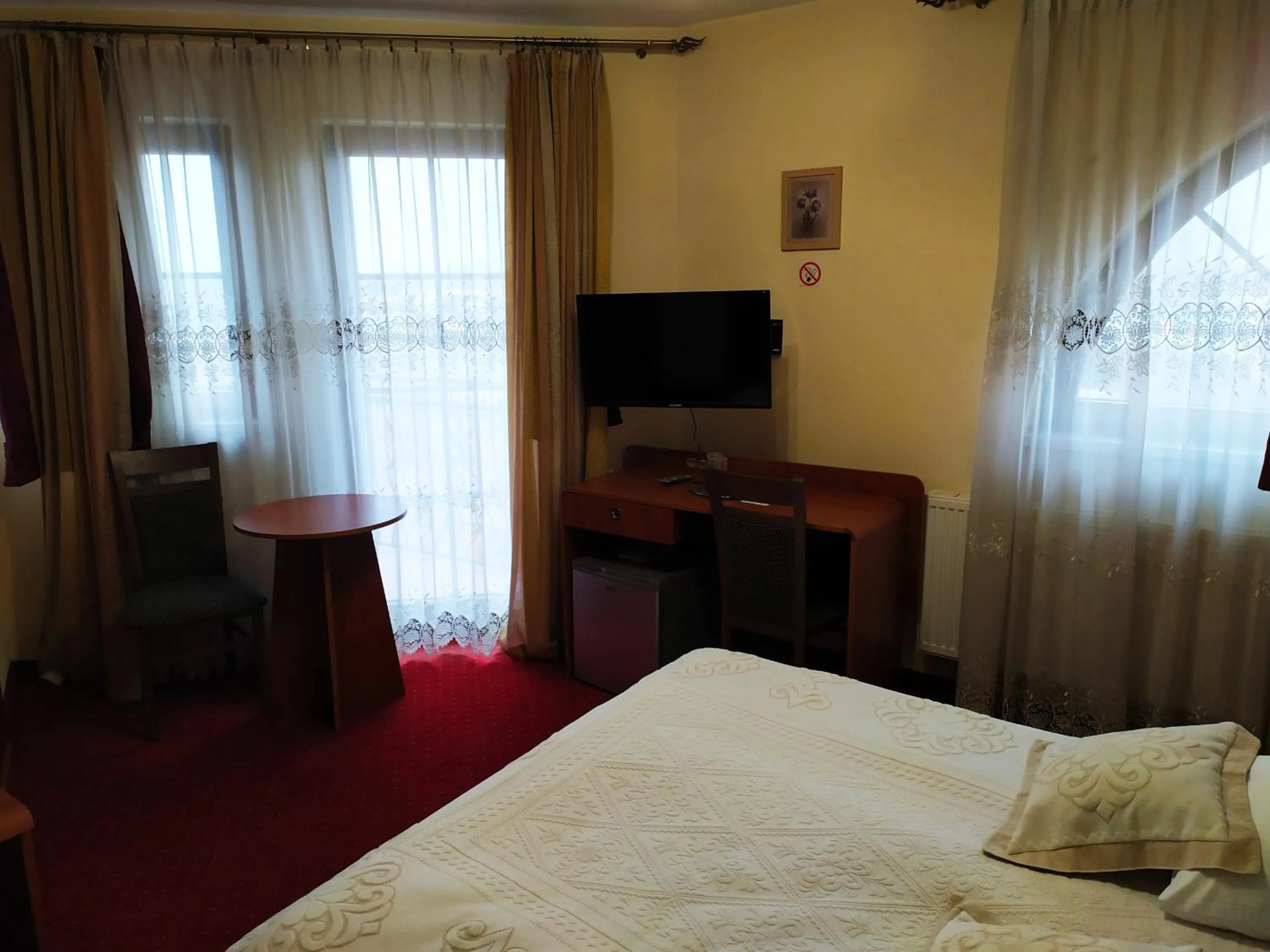 TV and multimedia, Bed in Gościniec Czarci Młyn