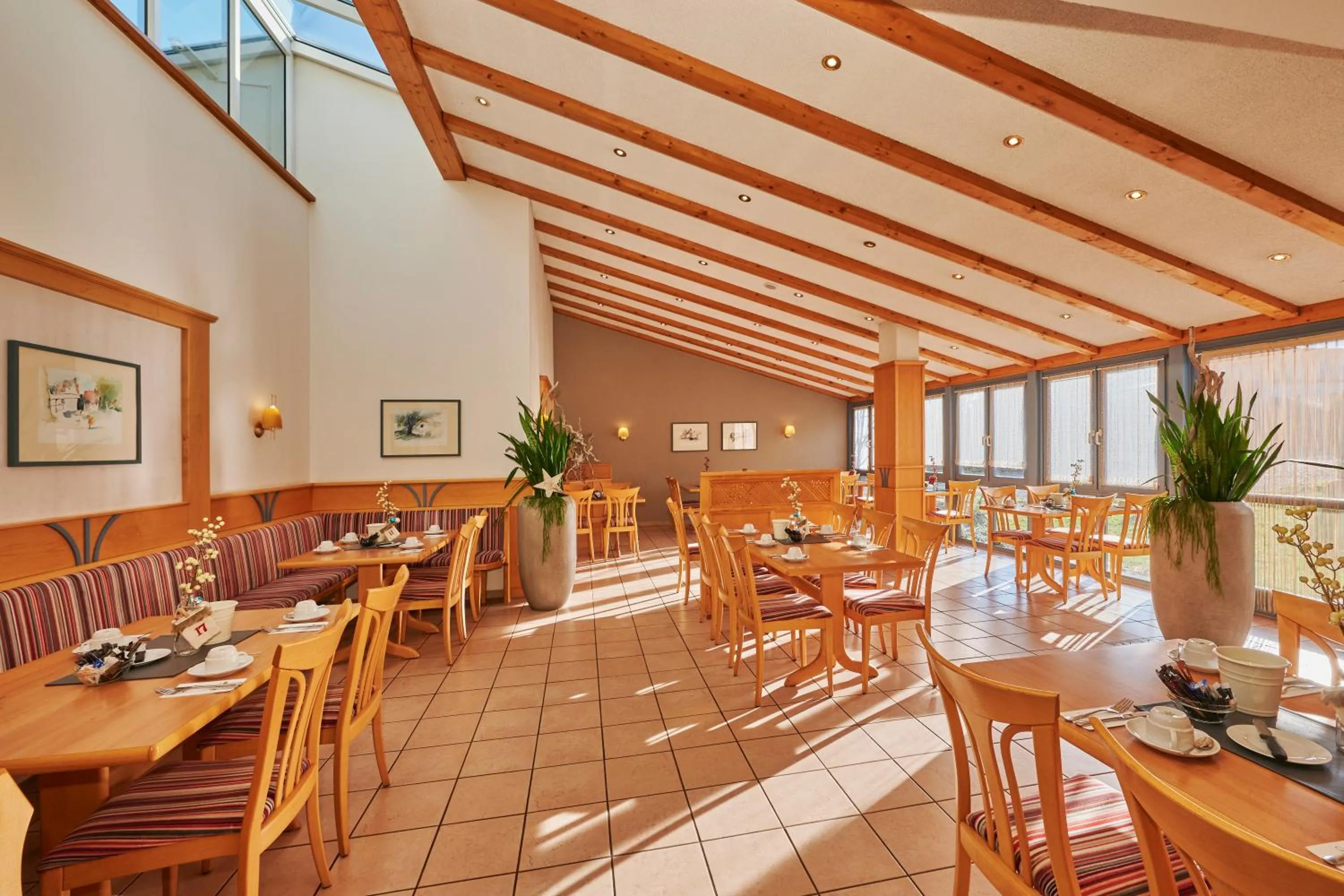 Restaurant/places to eat in Landhotel Seerose