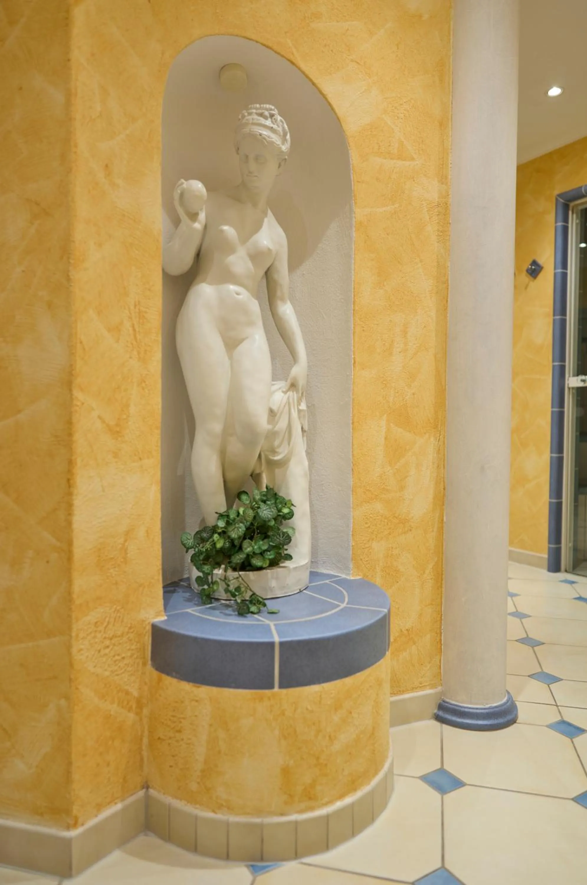 Spa and wellness centre/facilities in Landhotel Seerose