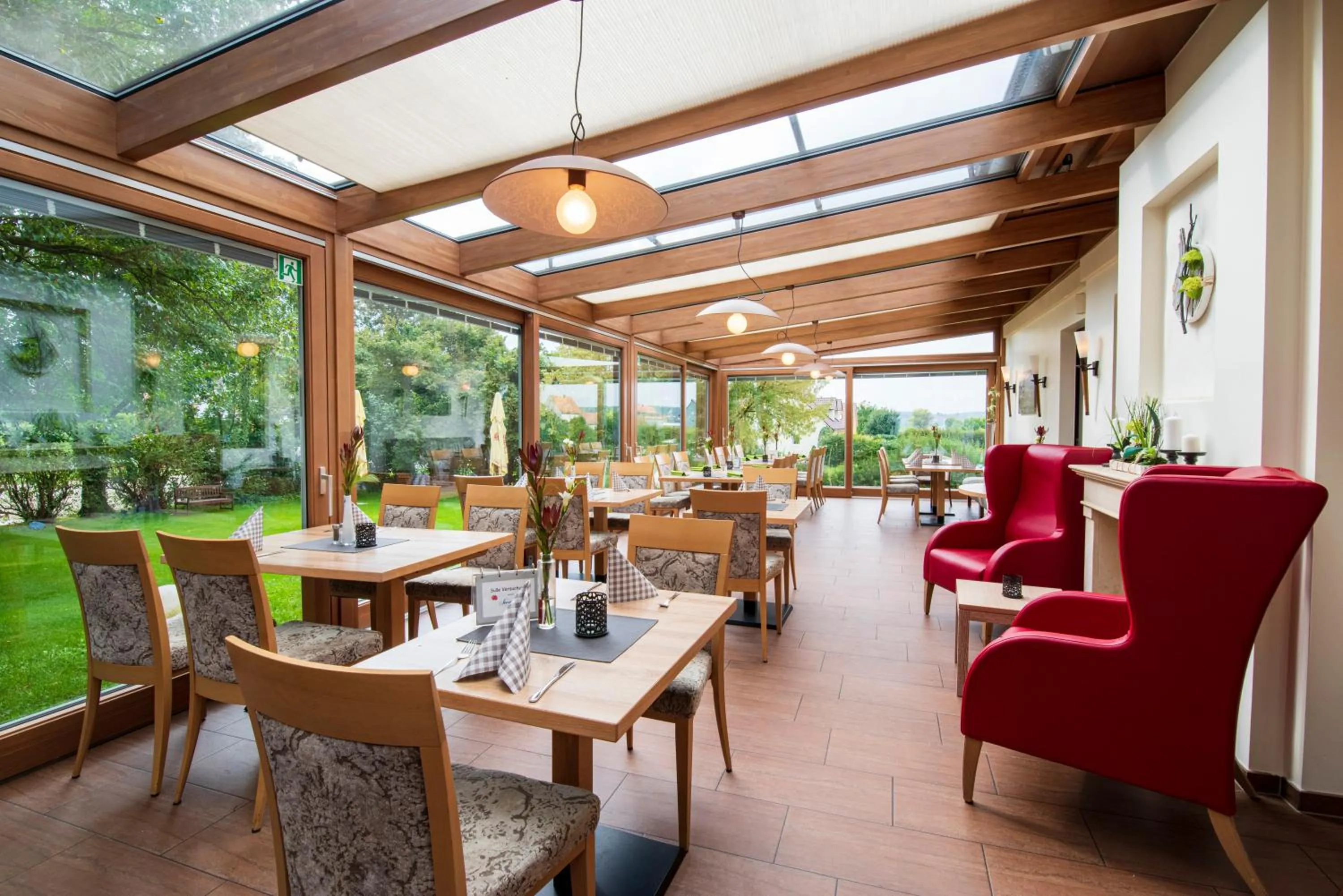 Restaurant/places to eat in Landhotel Seerose