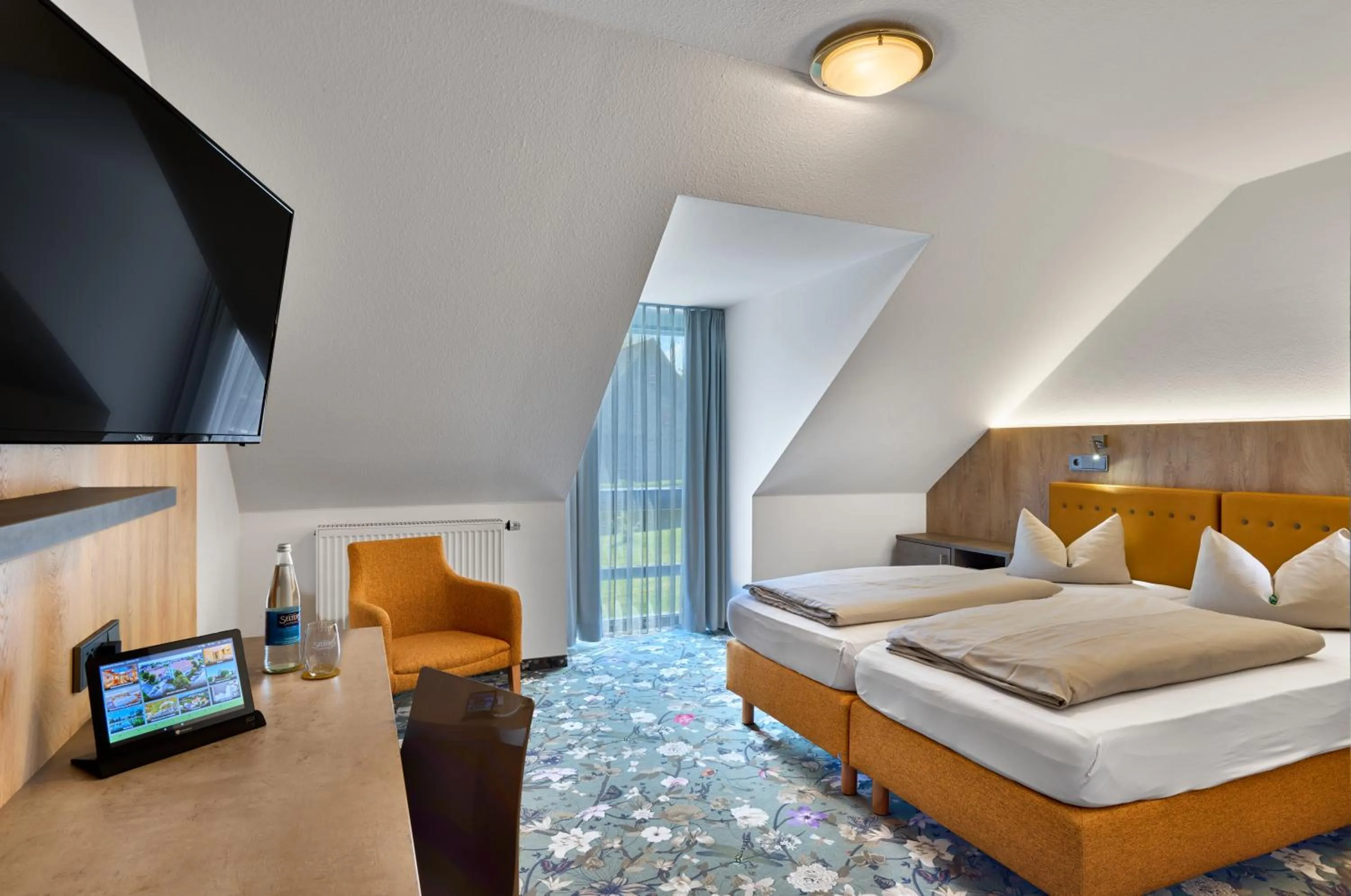 Photo of the whole room, Bed in Landhotel Seerose