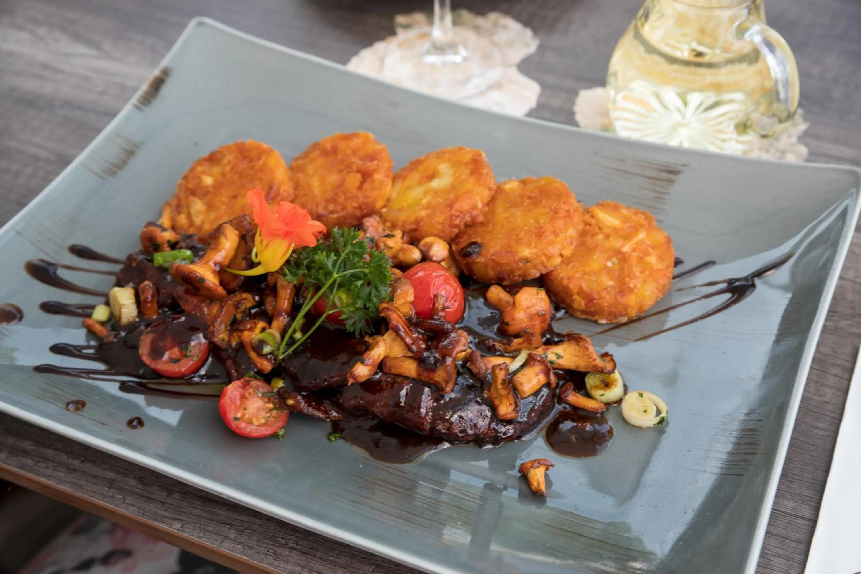 Food and drinks in Landhotel Seerose