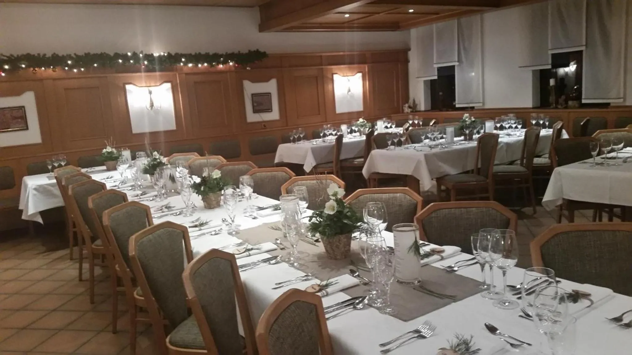 Restaurant/places to eat in Landhotel Seerose