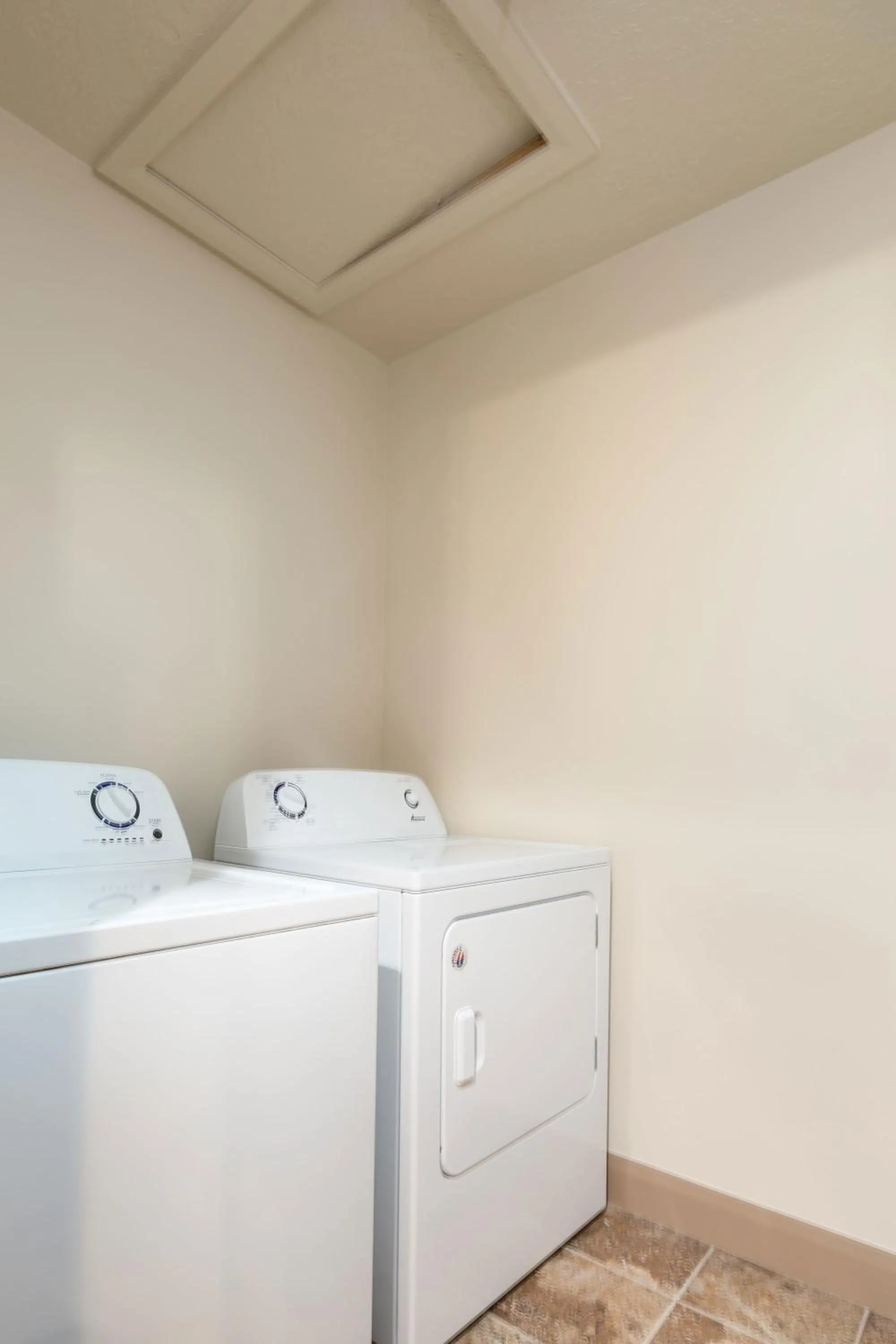 Area and facilities in Duchesne Suites