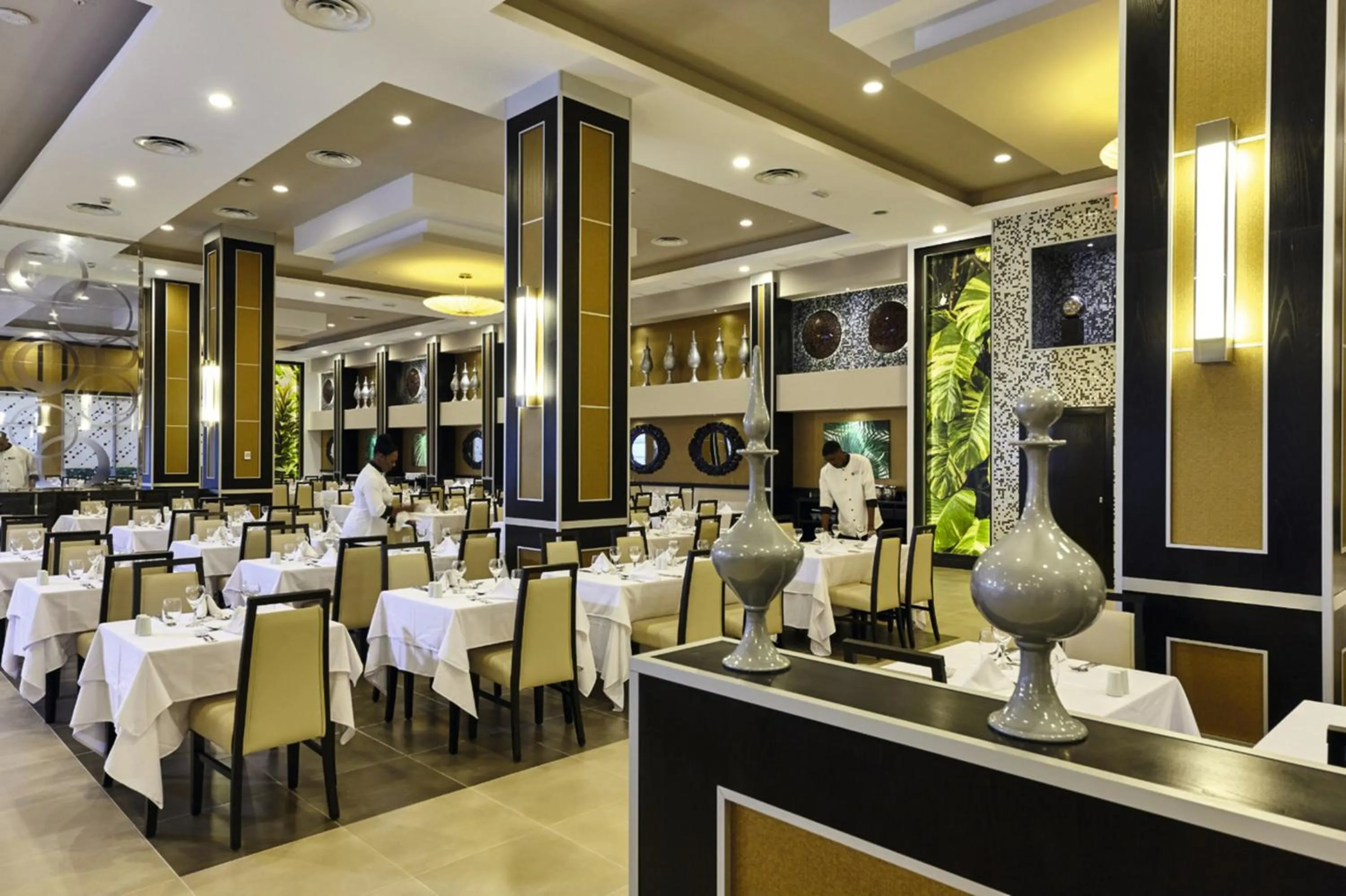Restaurant/places to eat in Riu Palace Paradise Island - Adults Only - All Inclusive