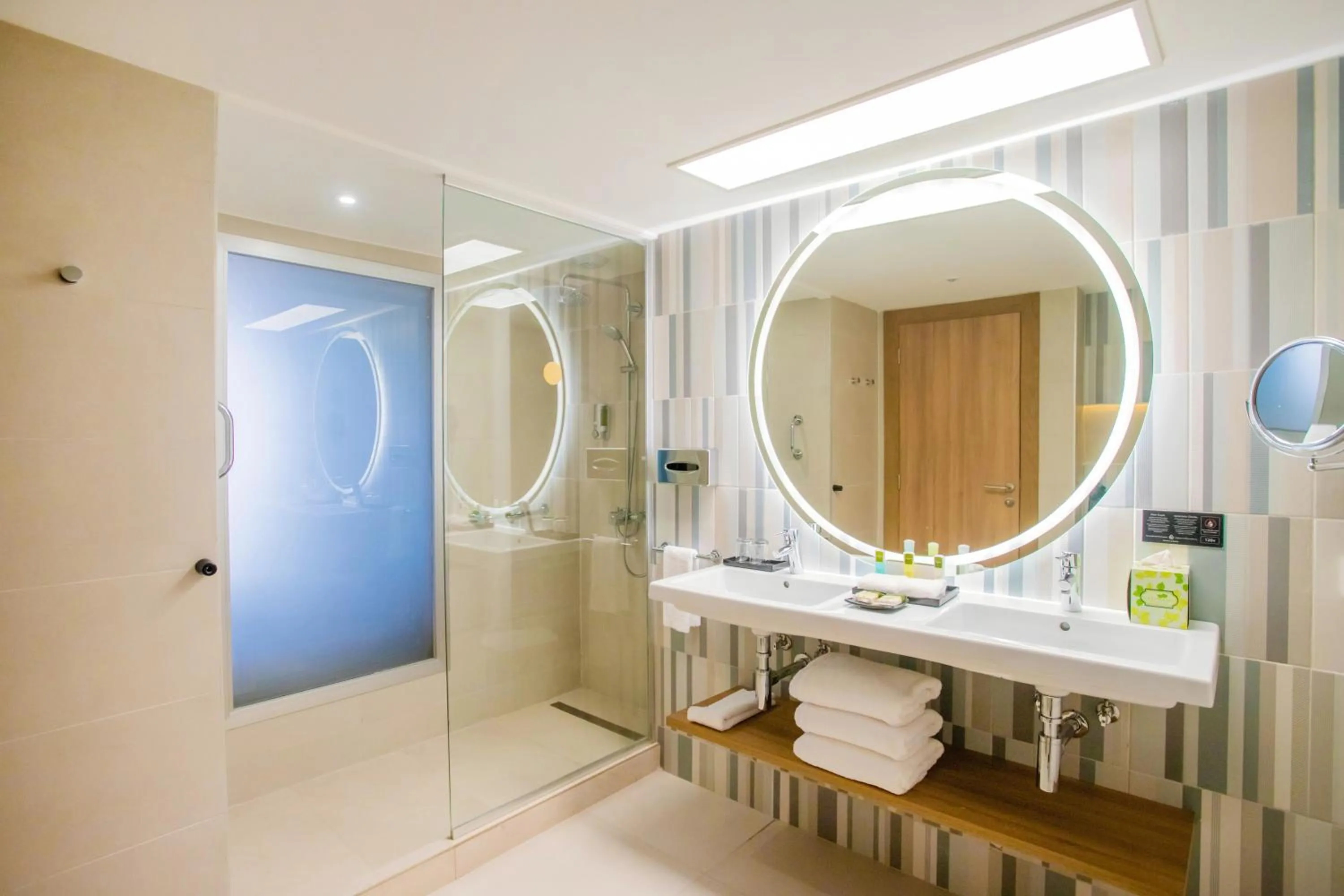 Bathroom in Riu Palace Antillas - Adults Only - All Inclusive