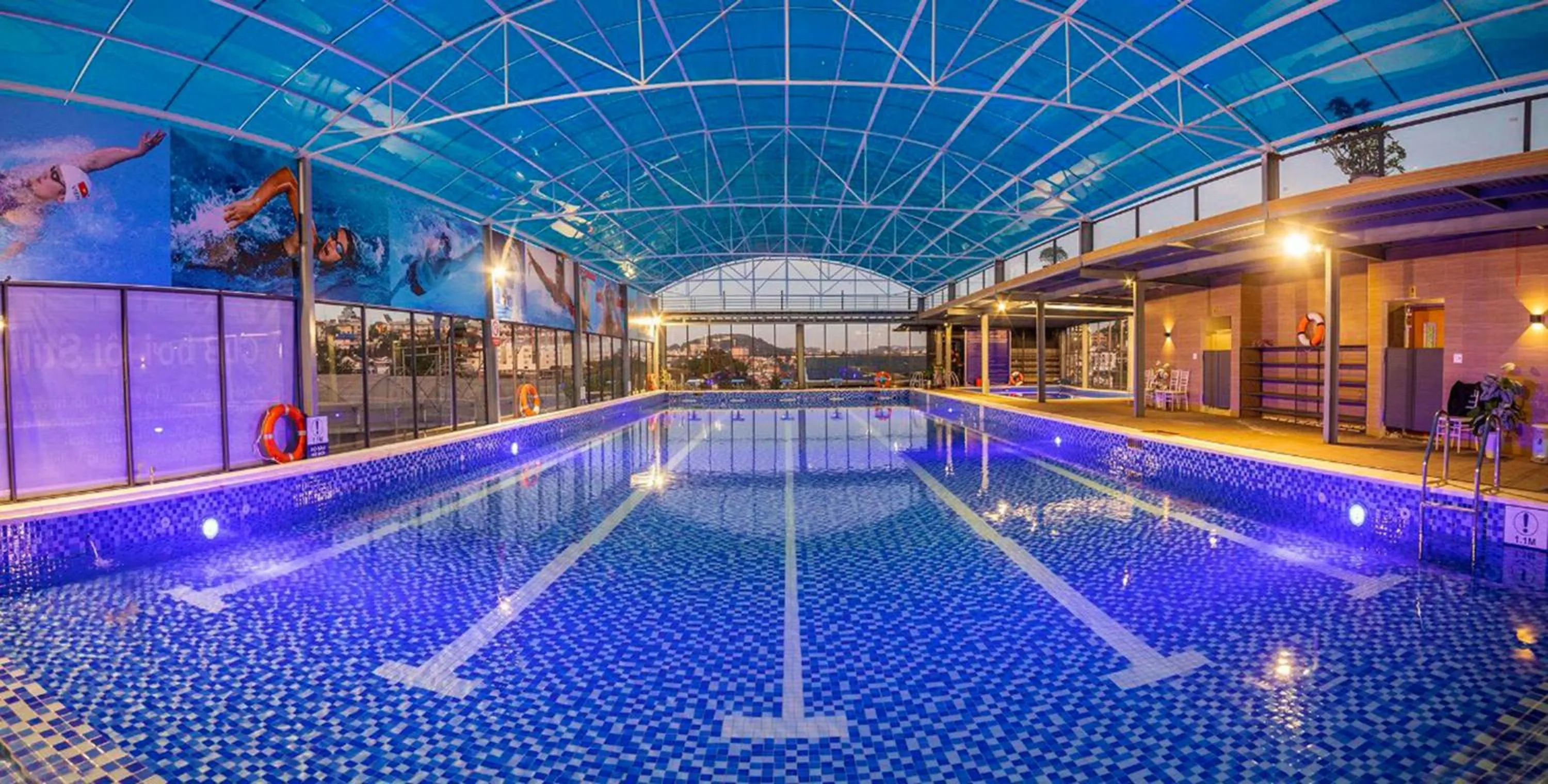 Swimming pool in Stillus Boutique Hotel Dalat