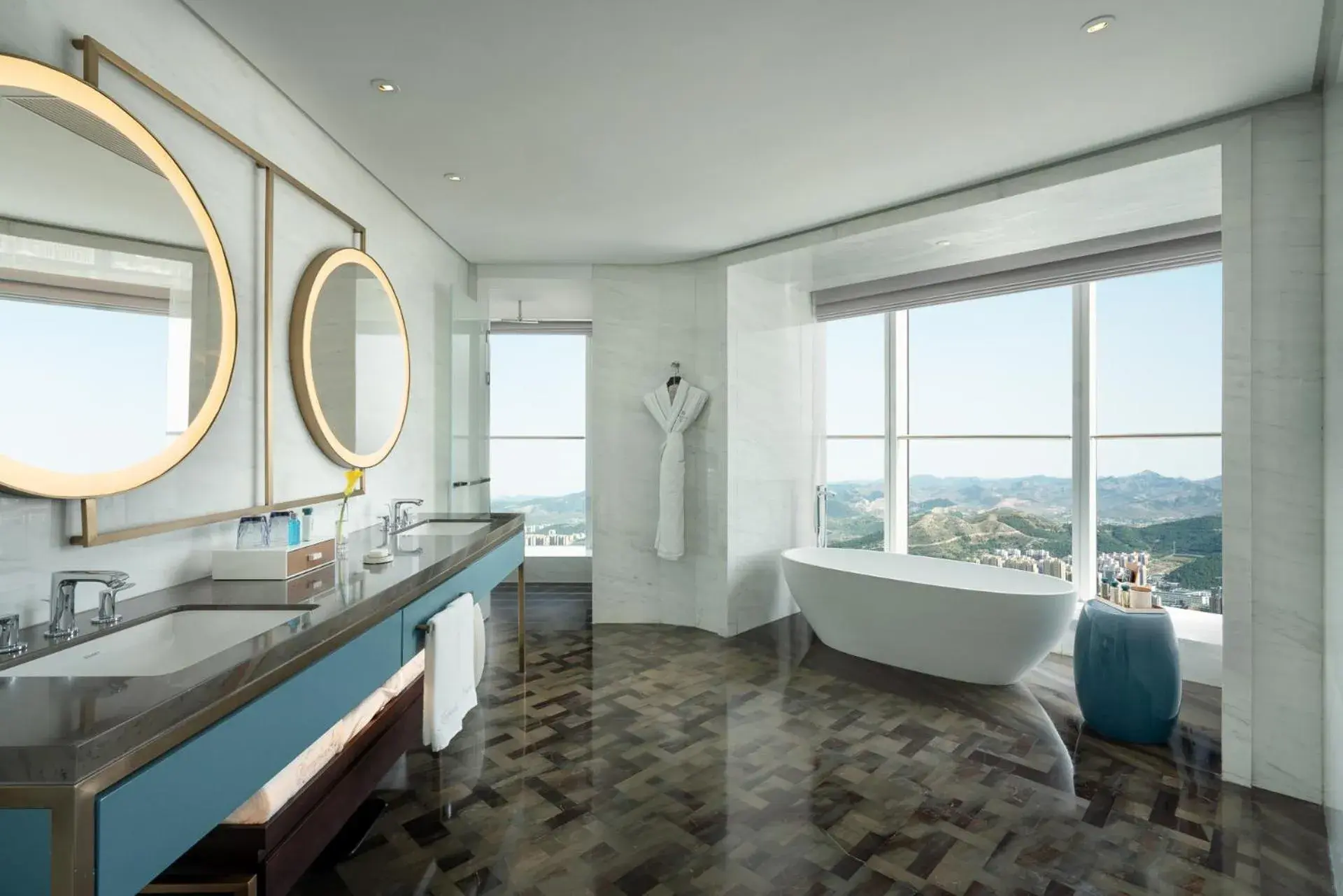 Grand Deluxe Suite in Kempinski Hotel Jinan Grand Deluxe Suite in Kempinski Hotel Jinan