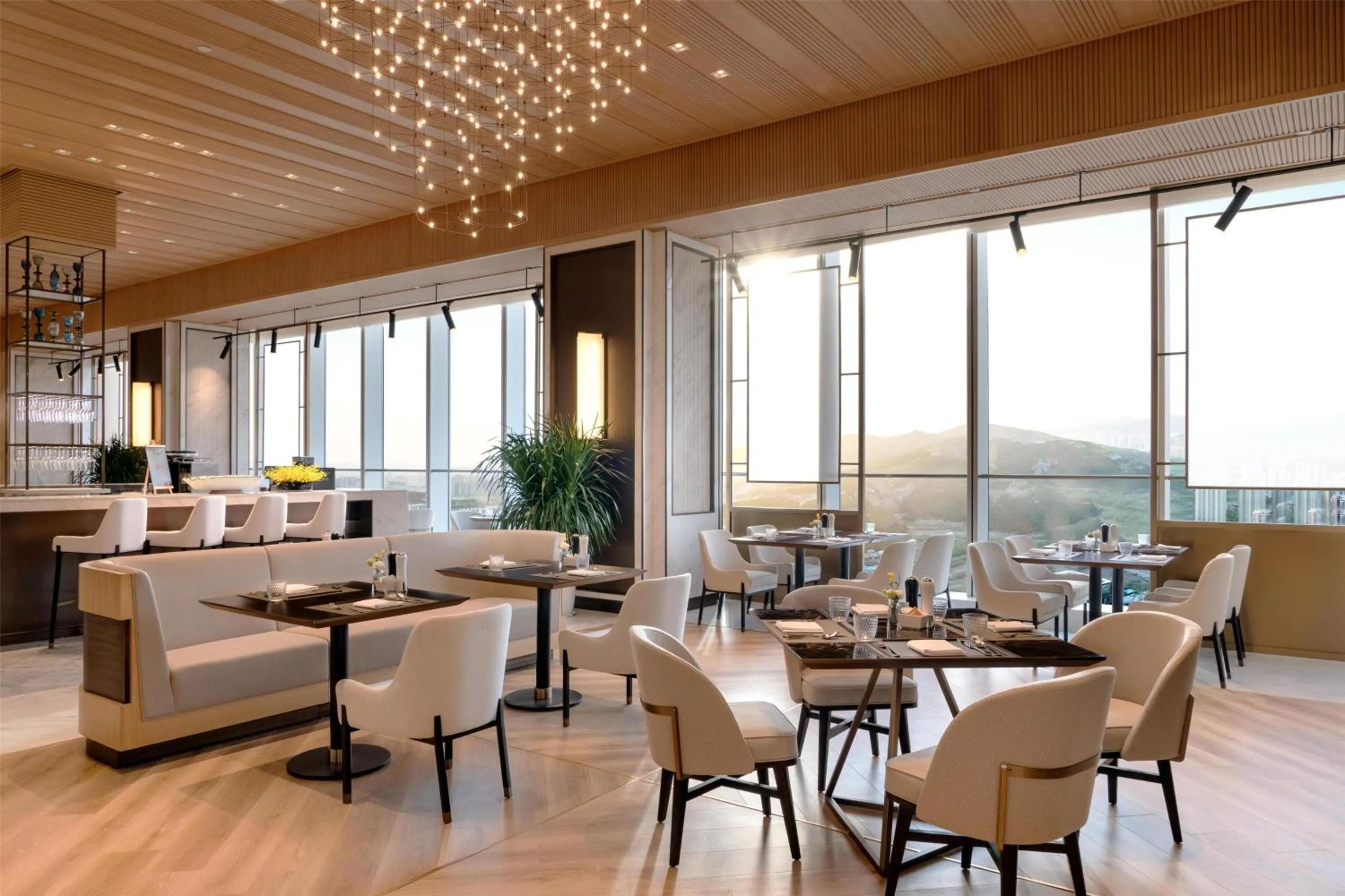 Restaurant/places to eat in Kempinski Hotel Jinan