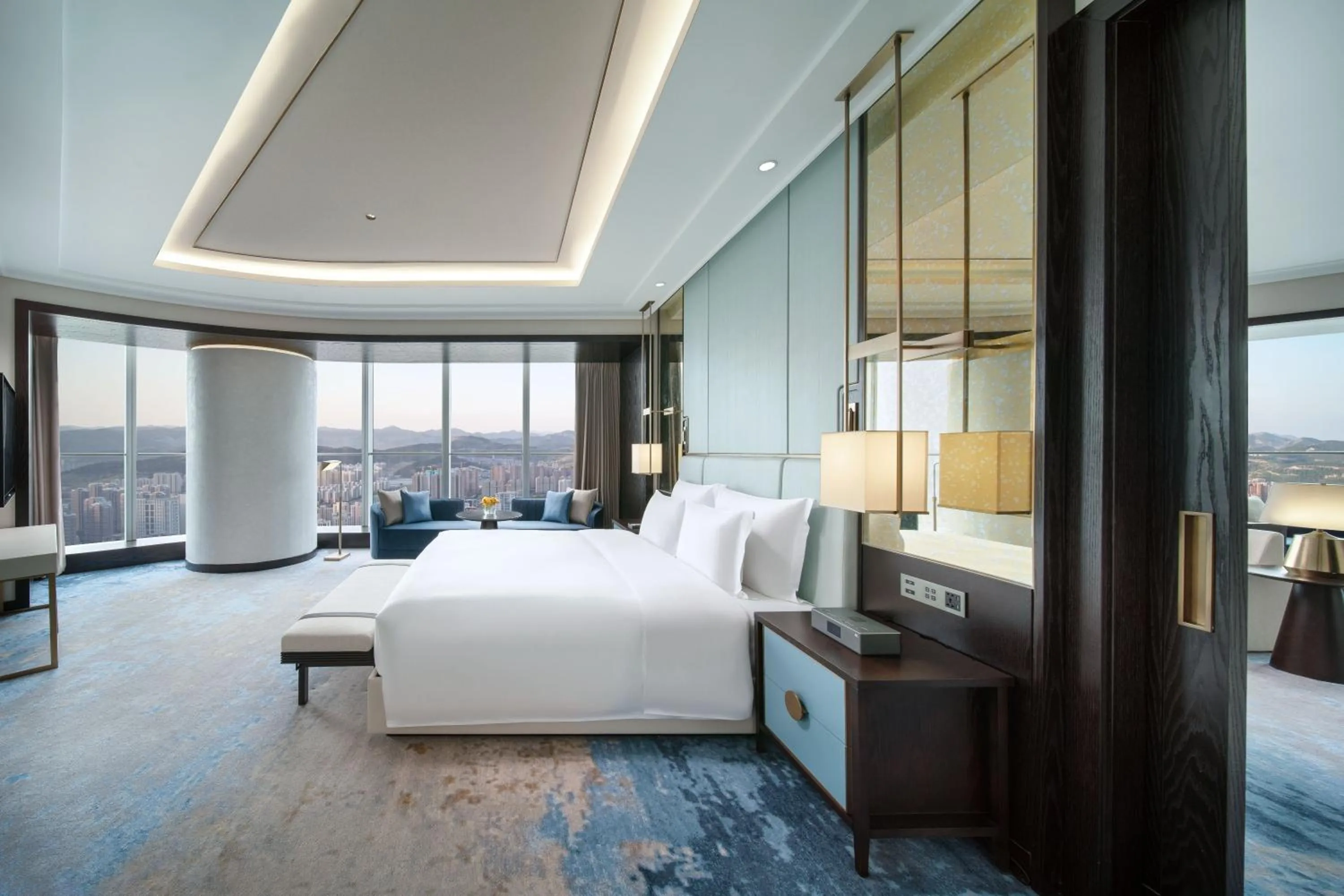 Bed in Kempinski Hotel Jinan