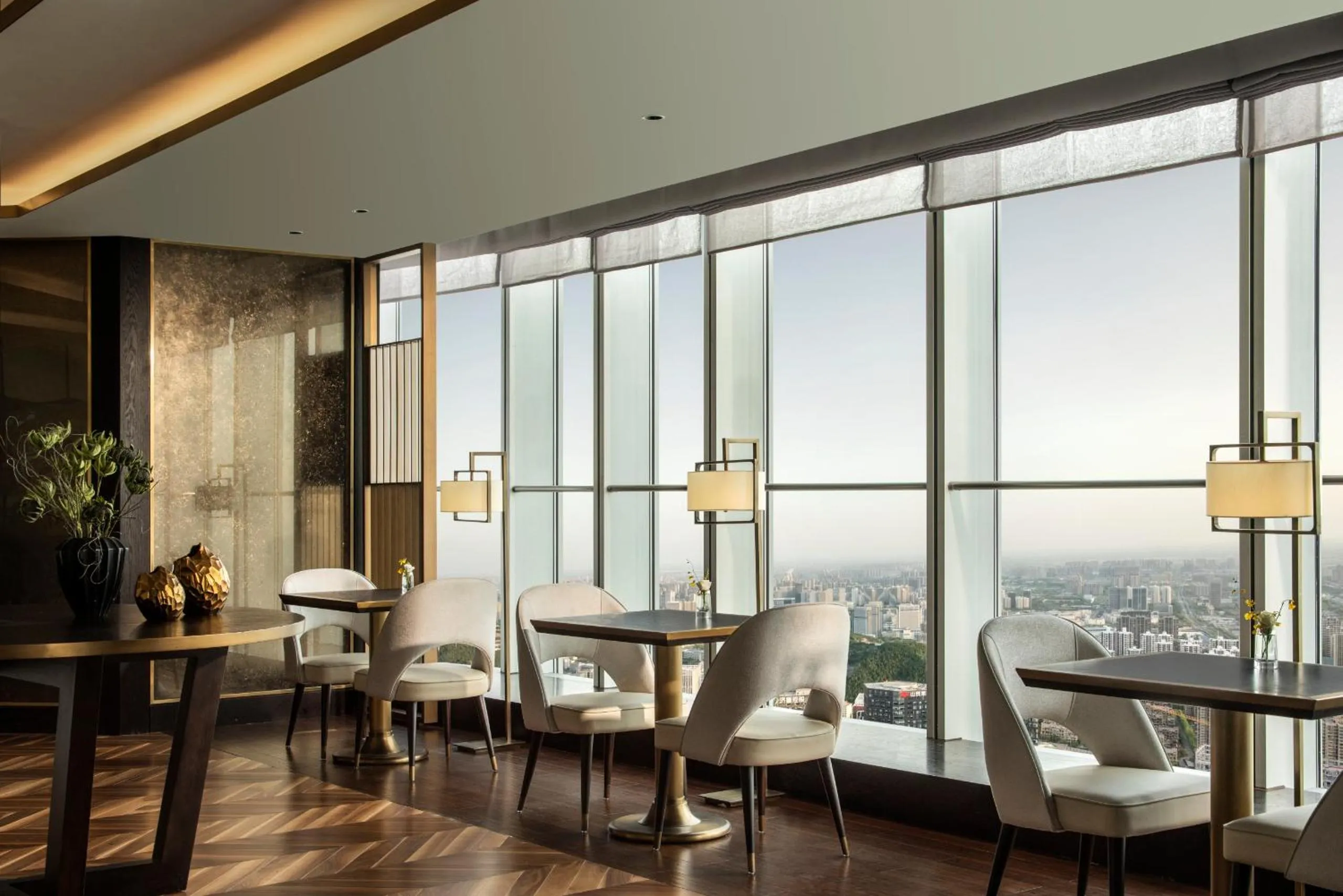 Restaurant/places to eat in Kempinski Hotel Jinan