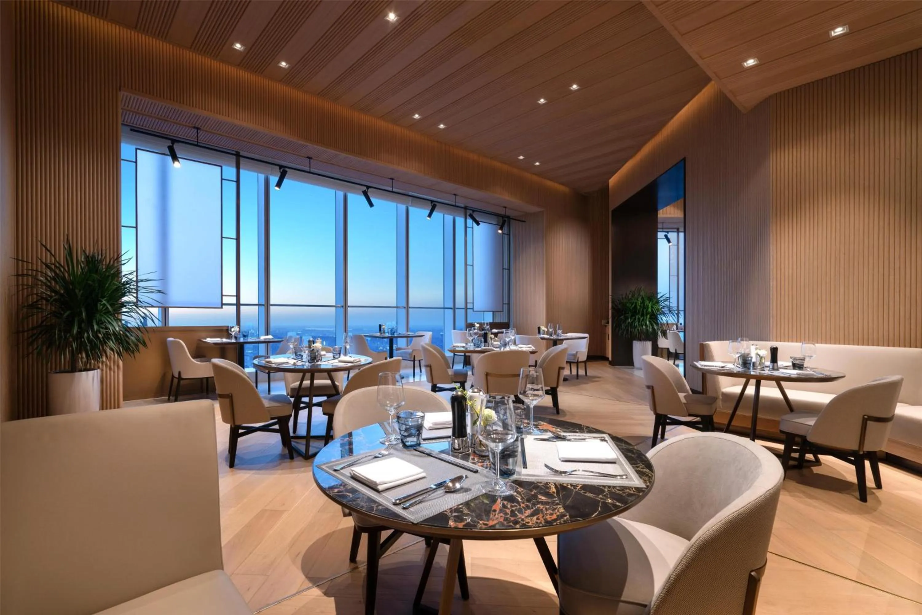 Restaurant/places to eat in Kempinski Hotel Jinan