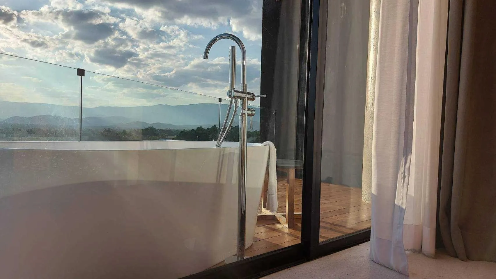 Bath in Livist Resort phetchabun