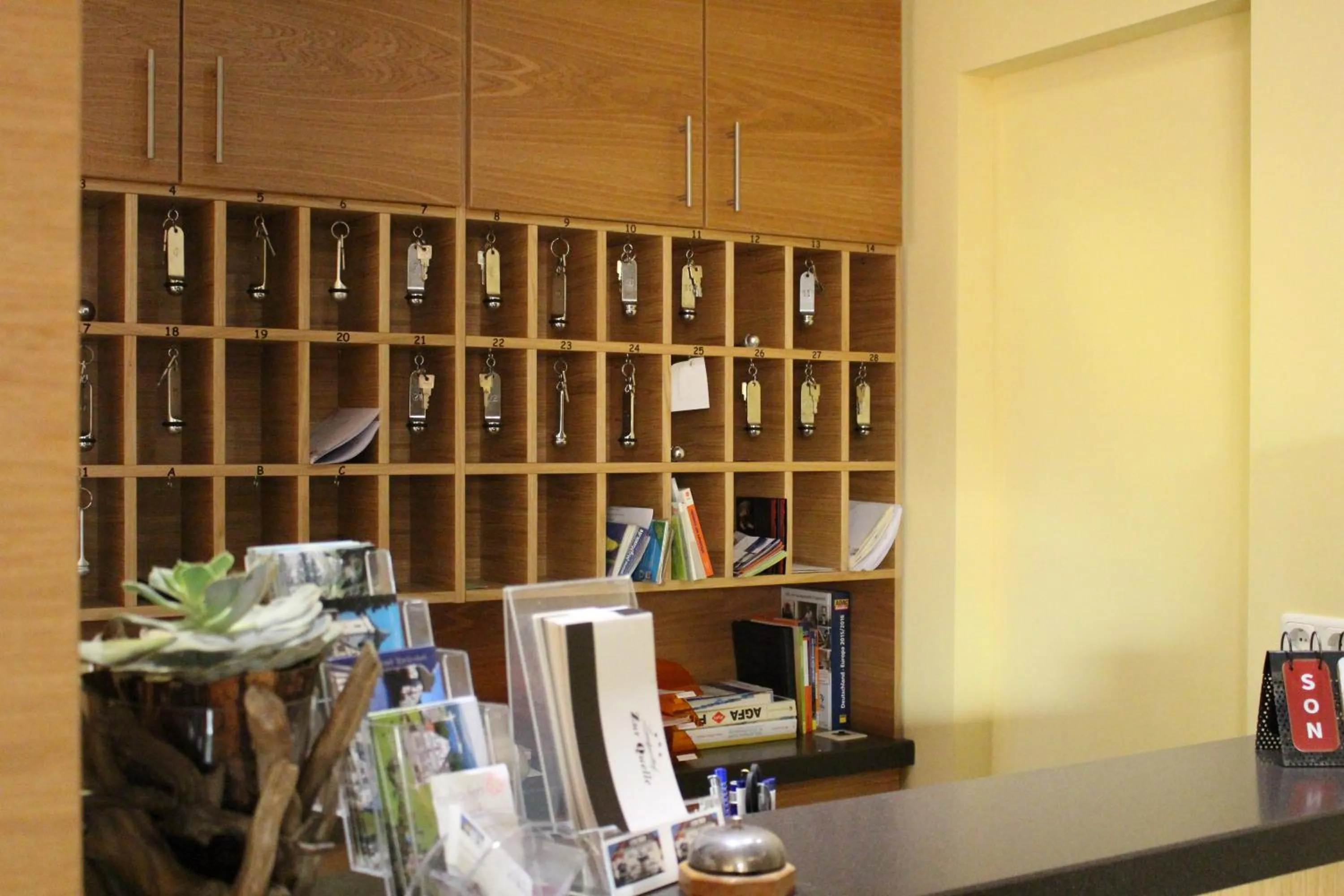 Lobby or reception in Landgasthof 'Zur Quelle'