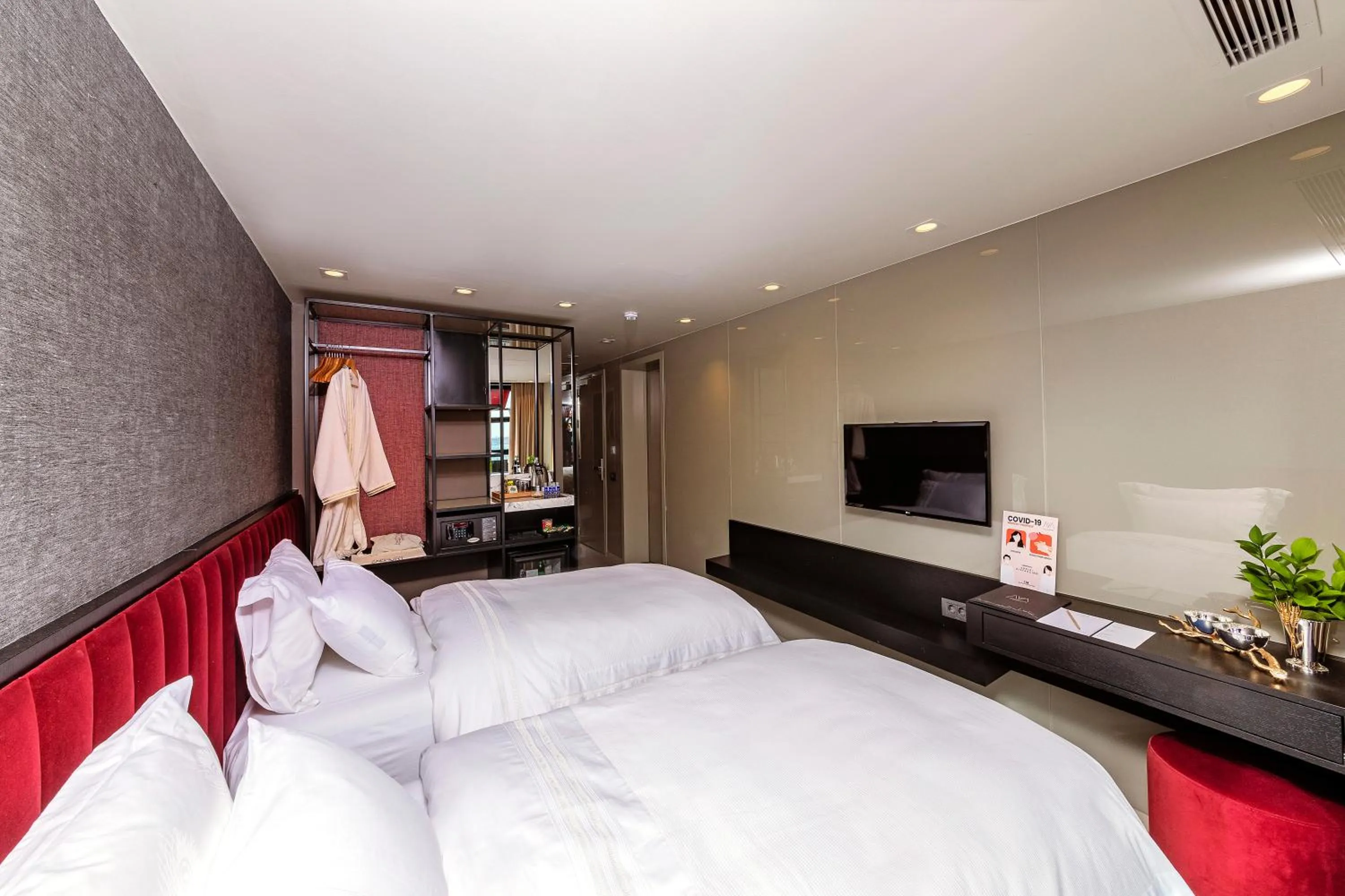 Photo of the whole room in Aya Sultanahmet Hotel