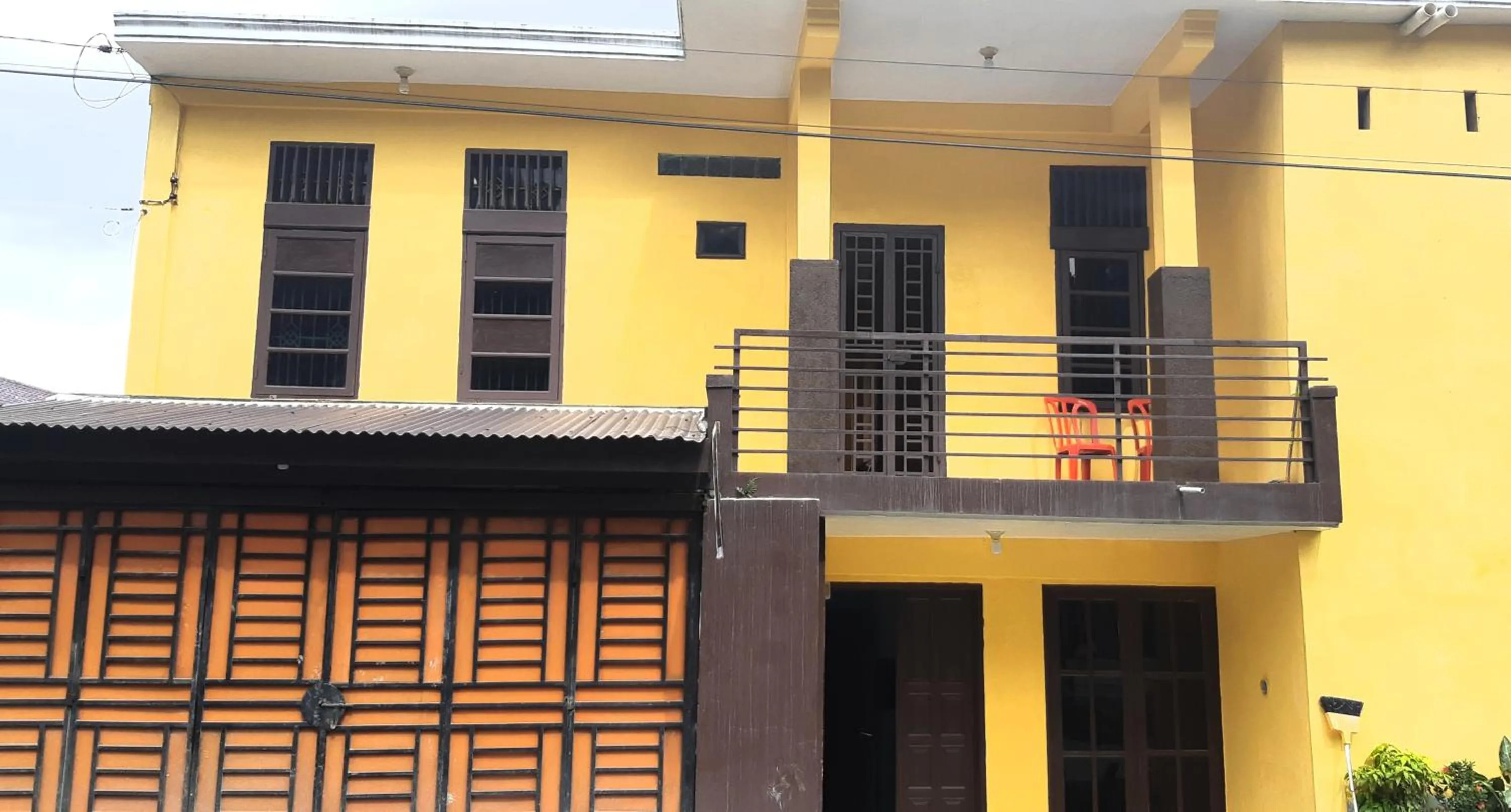 Facade/entrance in Airangga Home Stay Syariah Berastagi RedPartner