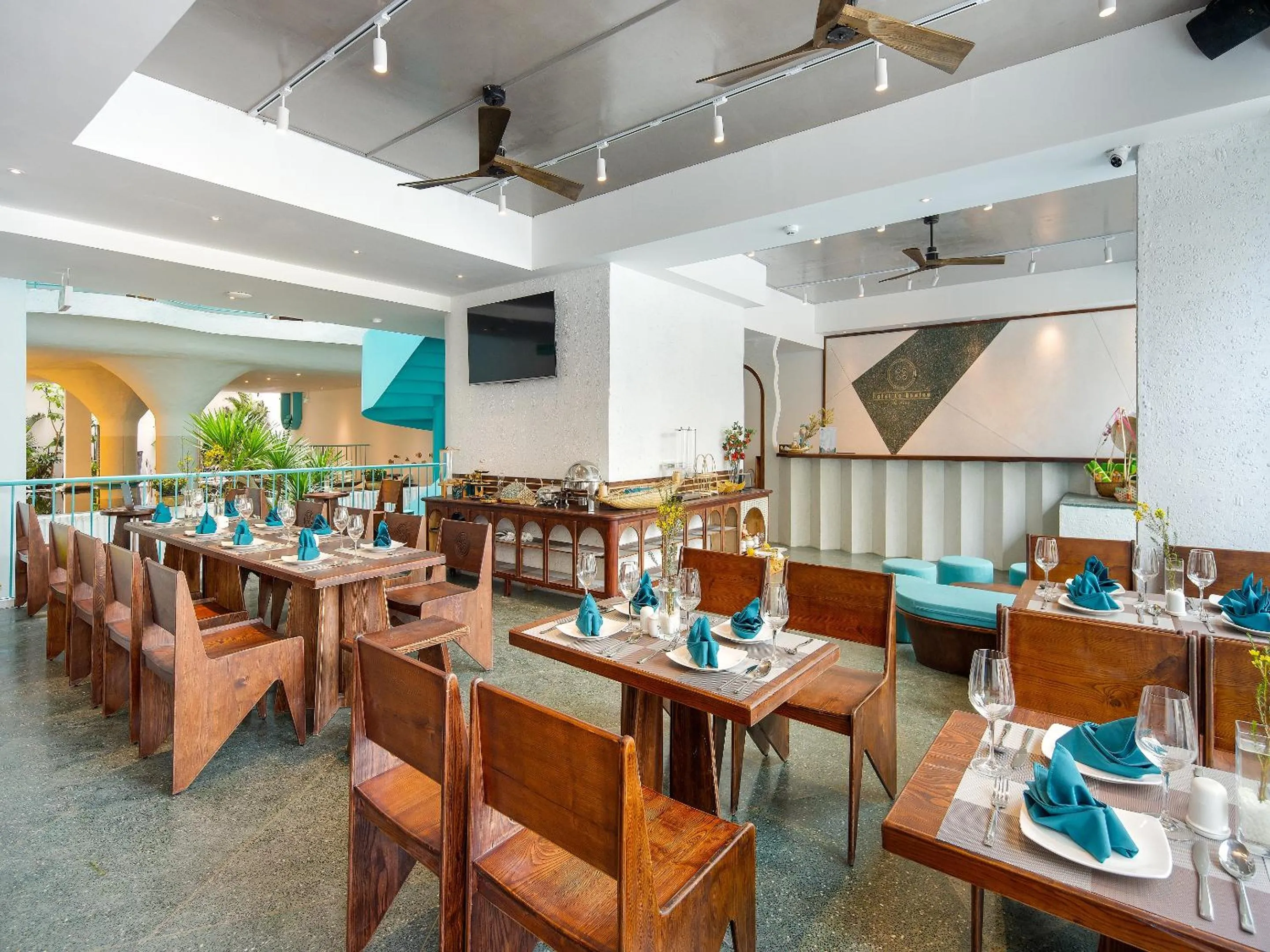 Restaurant/places to eat in Hotel Le Bouton