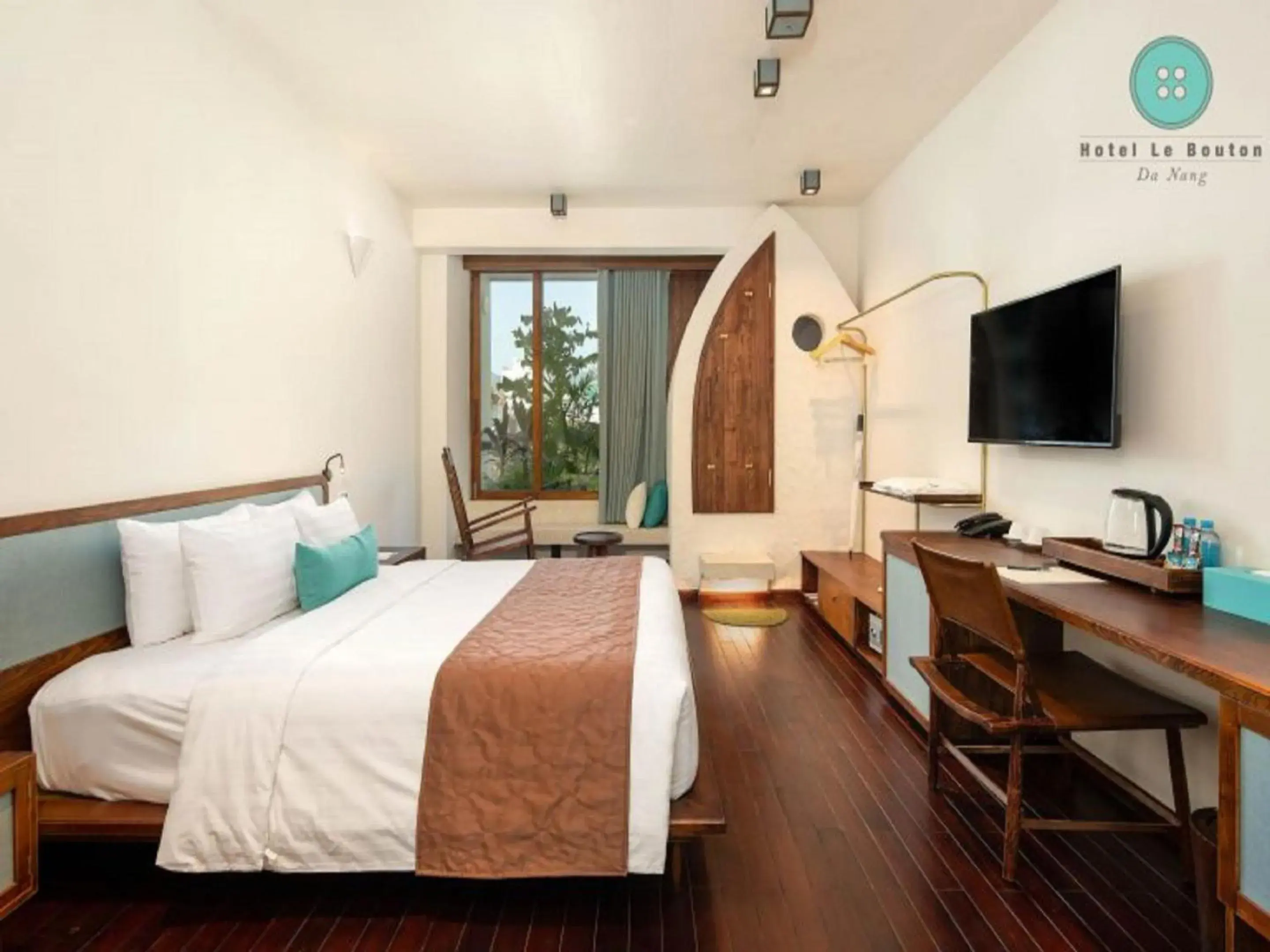 Deluxe Double Room in Hotel Le Bouton Deluxe Double Room in Hotel Le Bouton