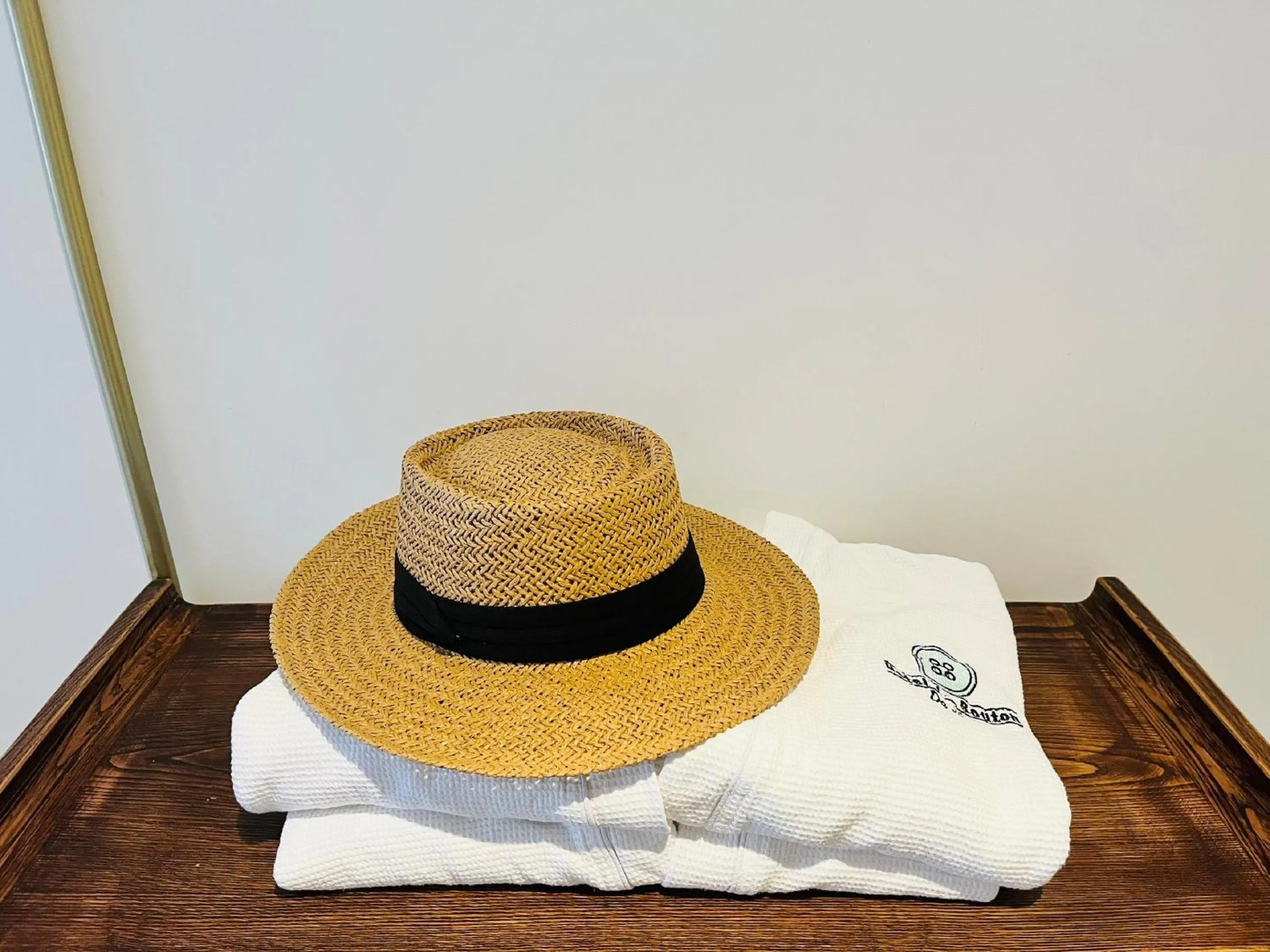 Property building in Hotel Le Bouton