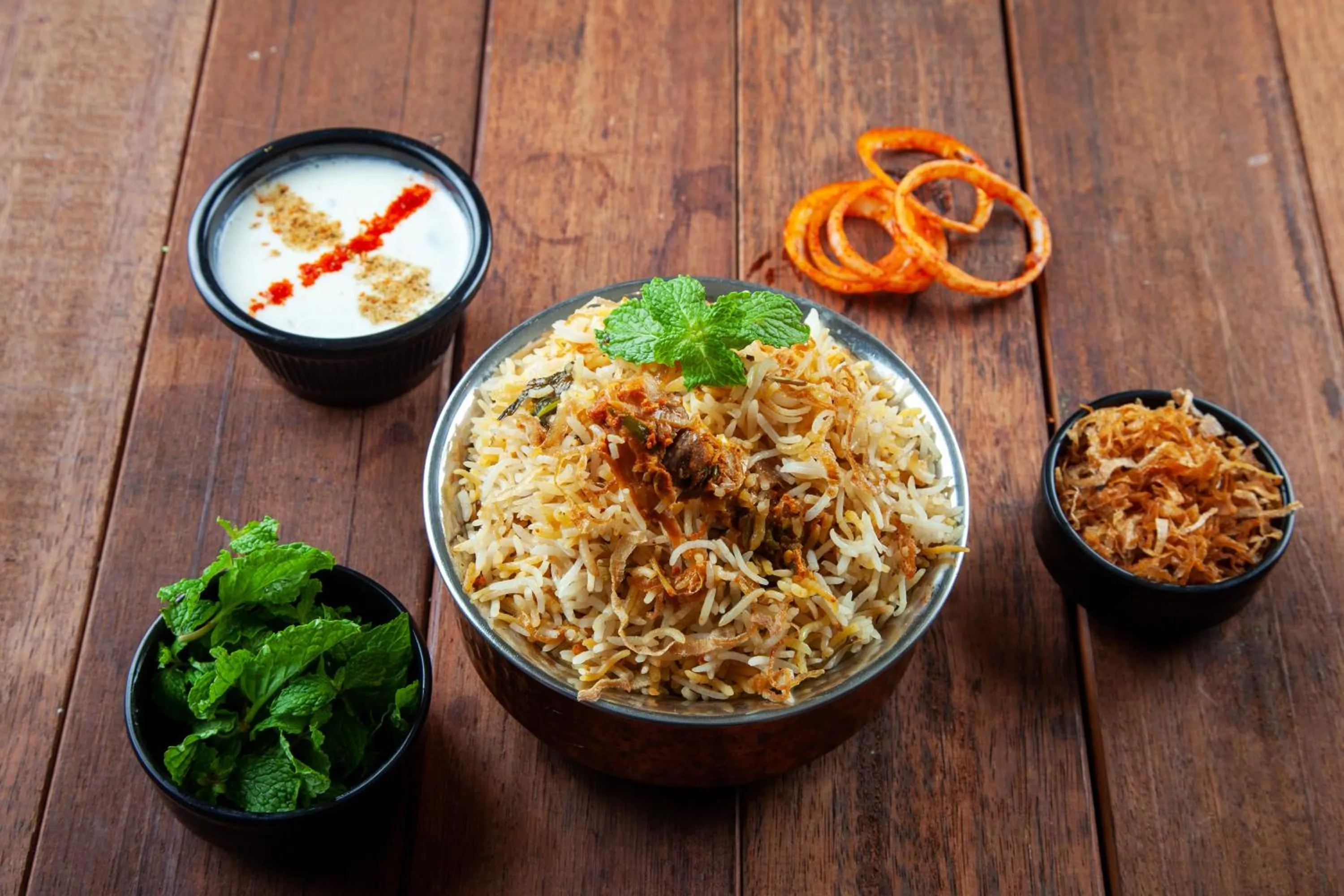 Food and drinks in Hotel Foxglove International