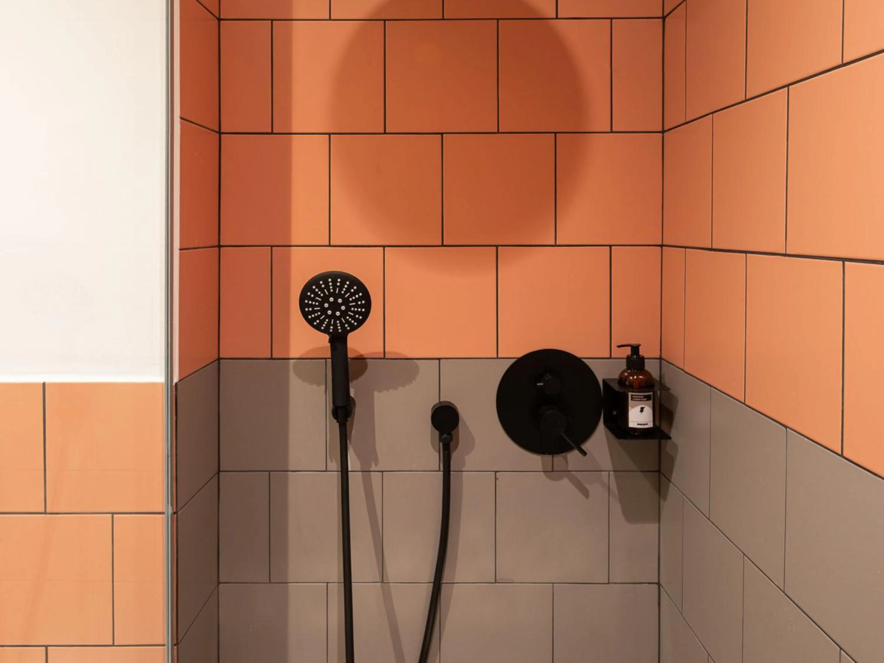 Shower in Zeus is Loose Hostel