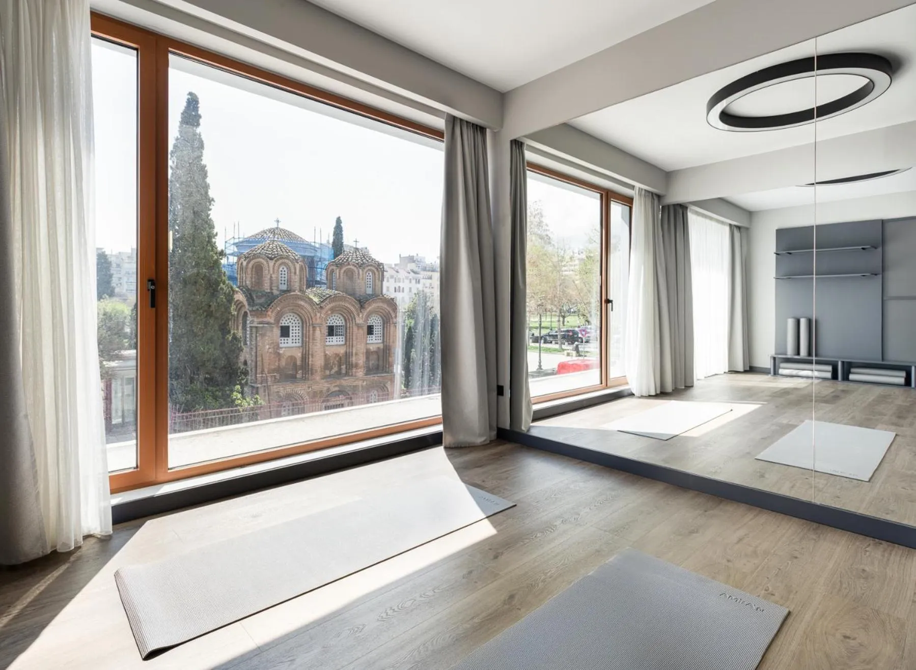 Activities, Bed in Zeus is Loose Hostel