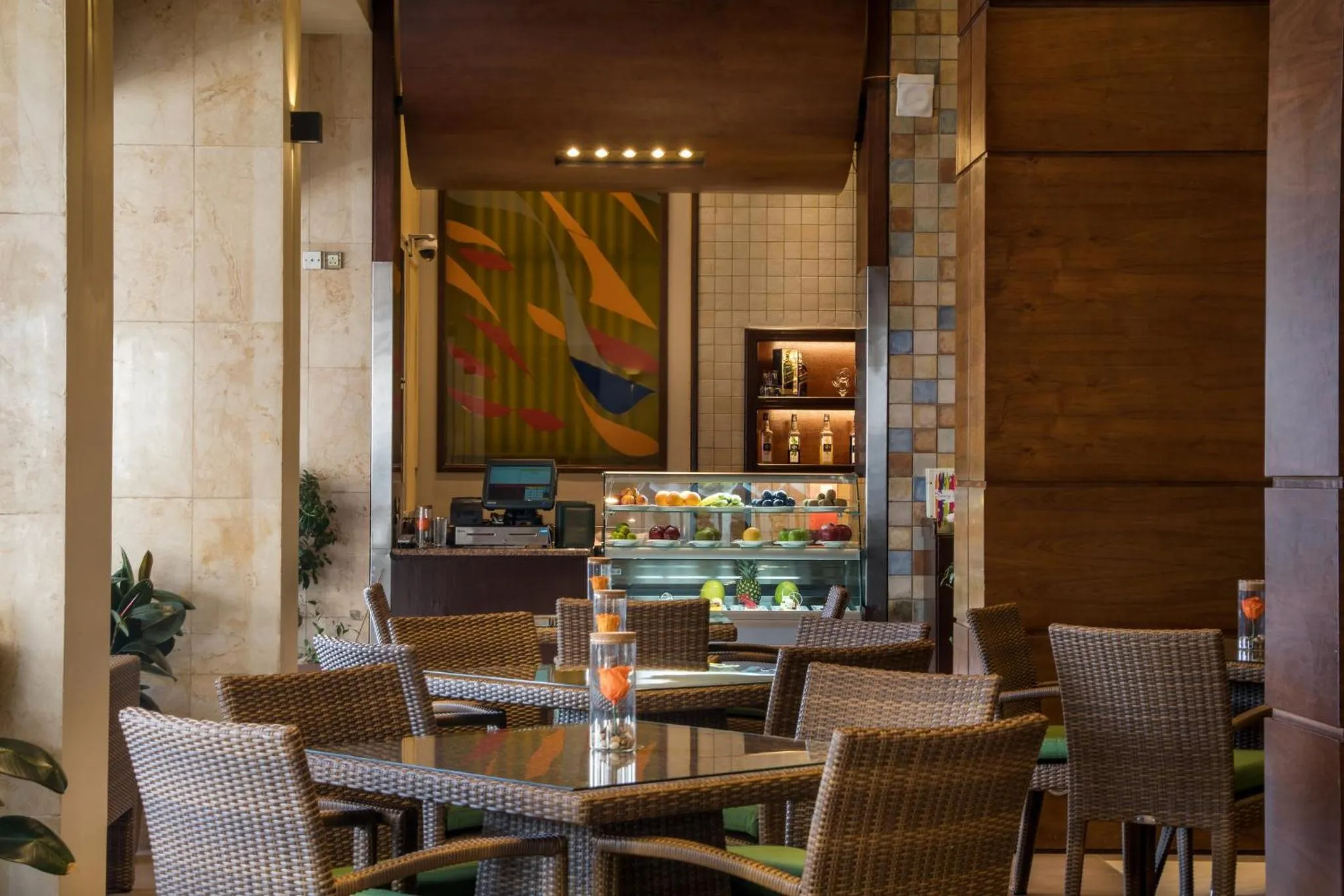 Restaurant/places to eat in Crowne Plaza Amman by IHG