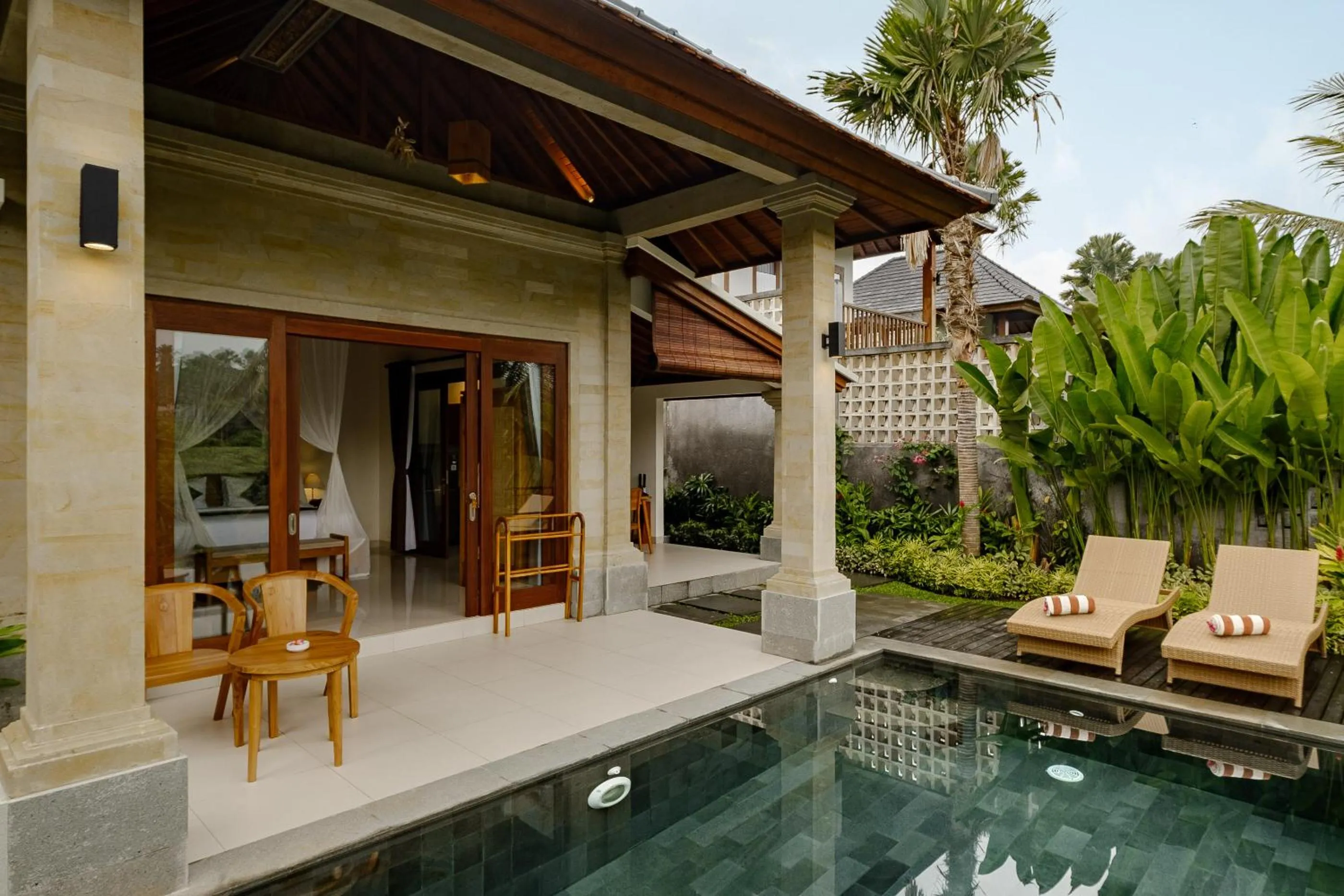 Swimming pool in Yanyan Resort Ubud