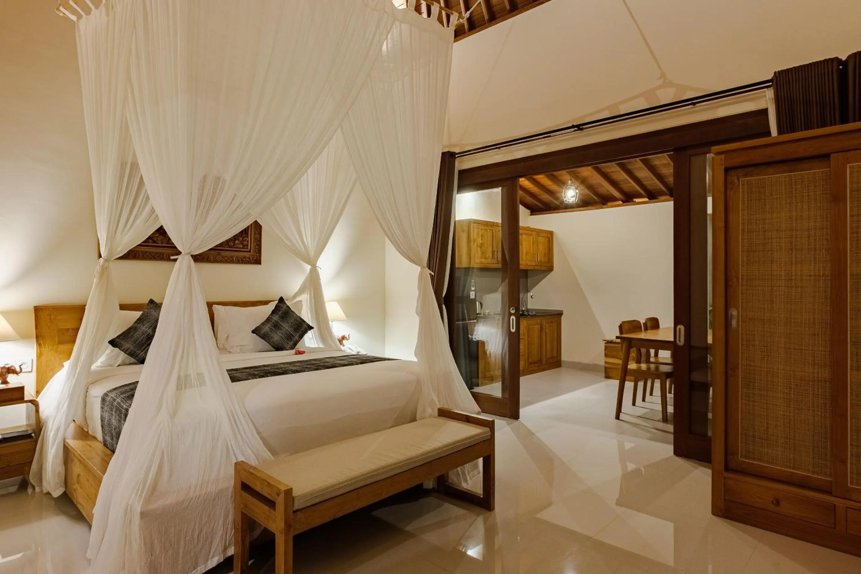 Bed in Yanyan Resort Ubud