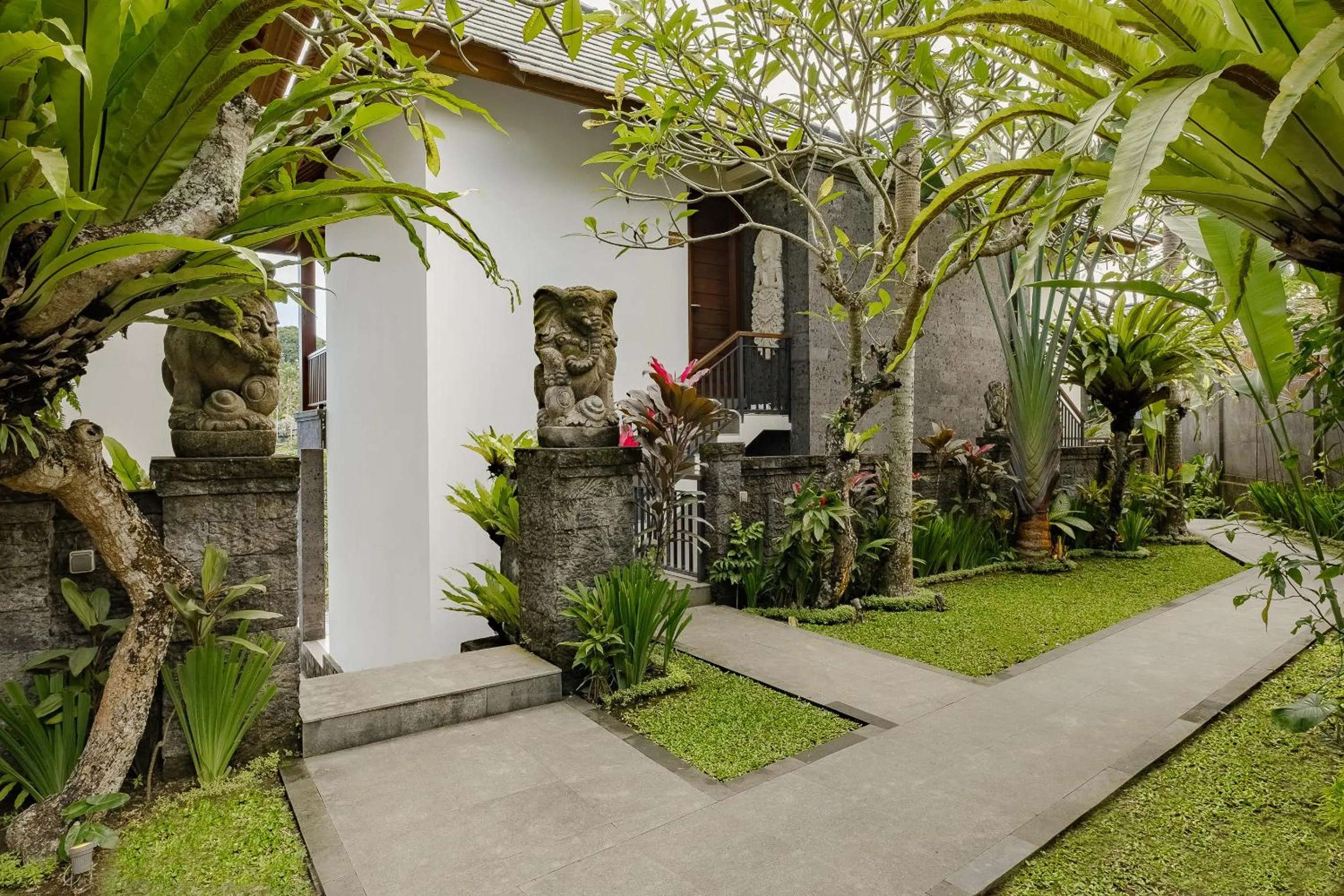 Garden in Yanyan Resort Ubud
