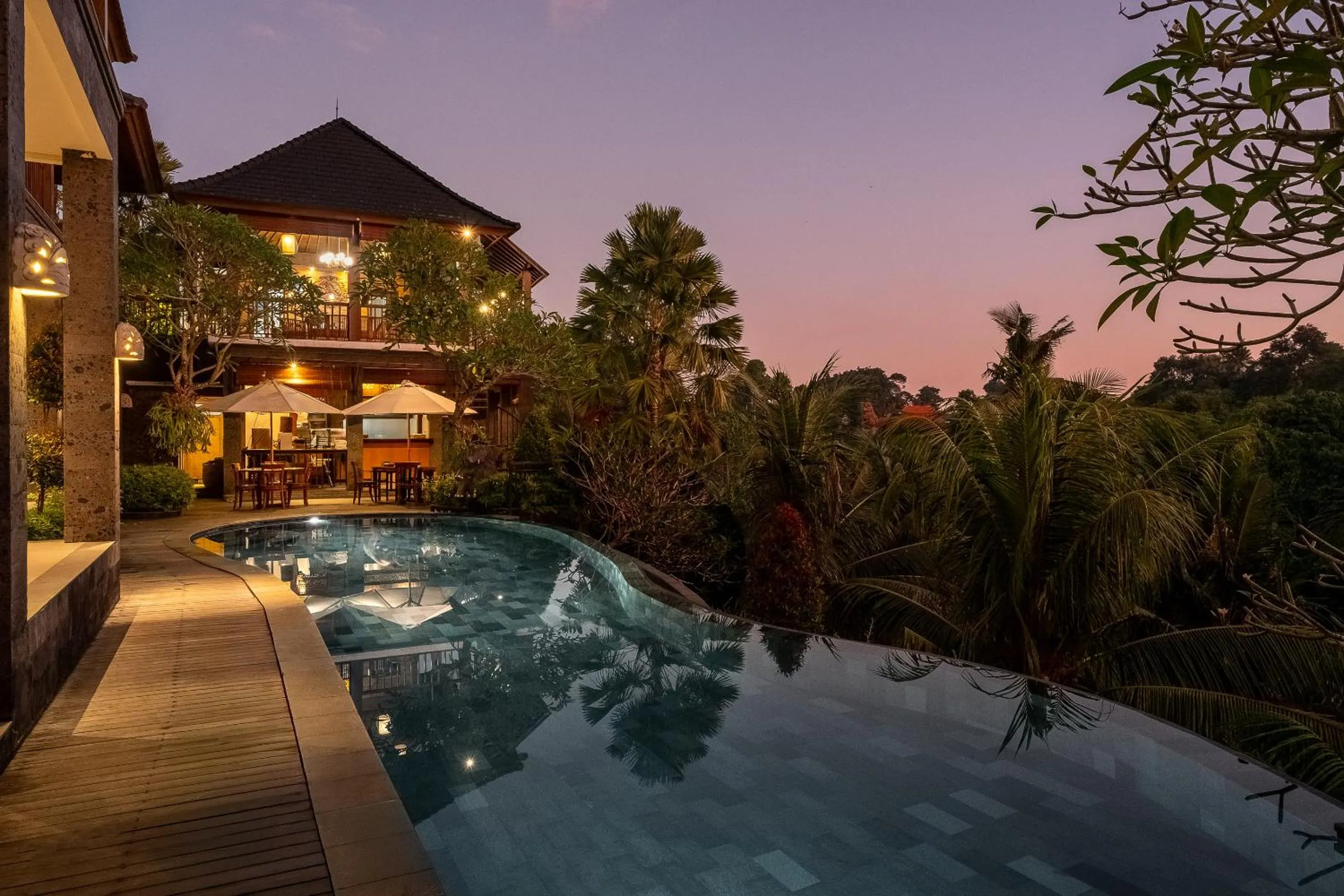 Swimming pool in Yanyan Resort Ubud
