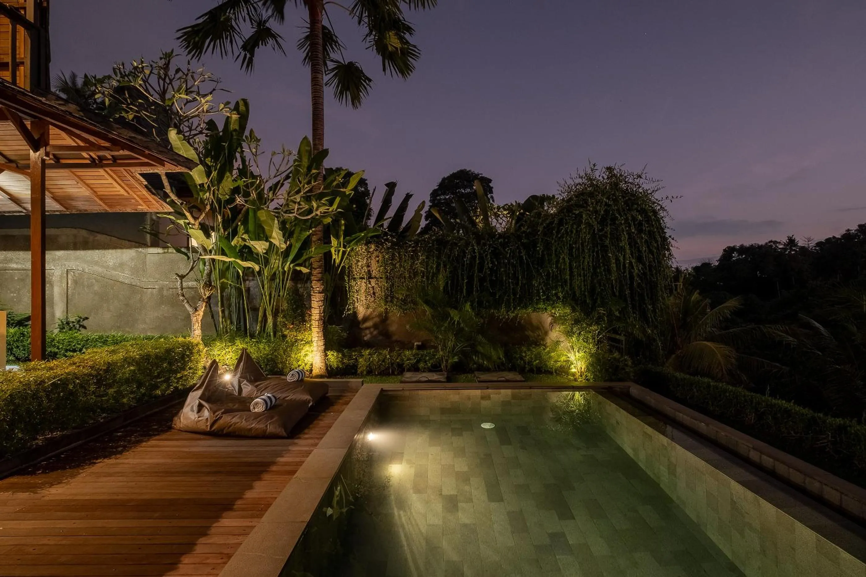 Night in Yanyan Resort Ubud