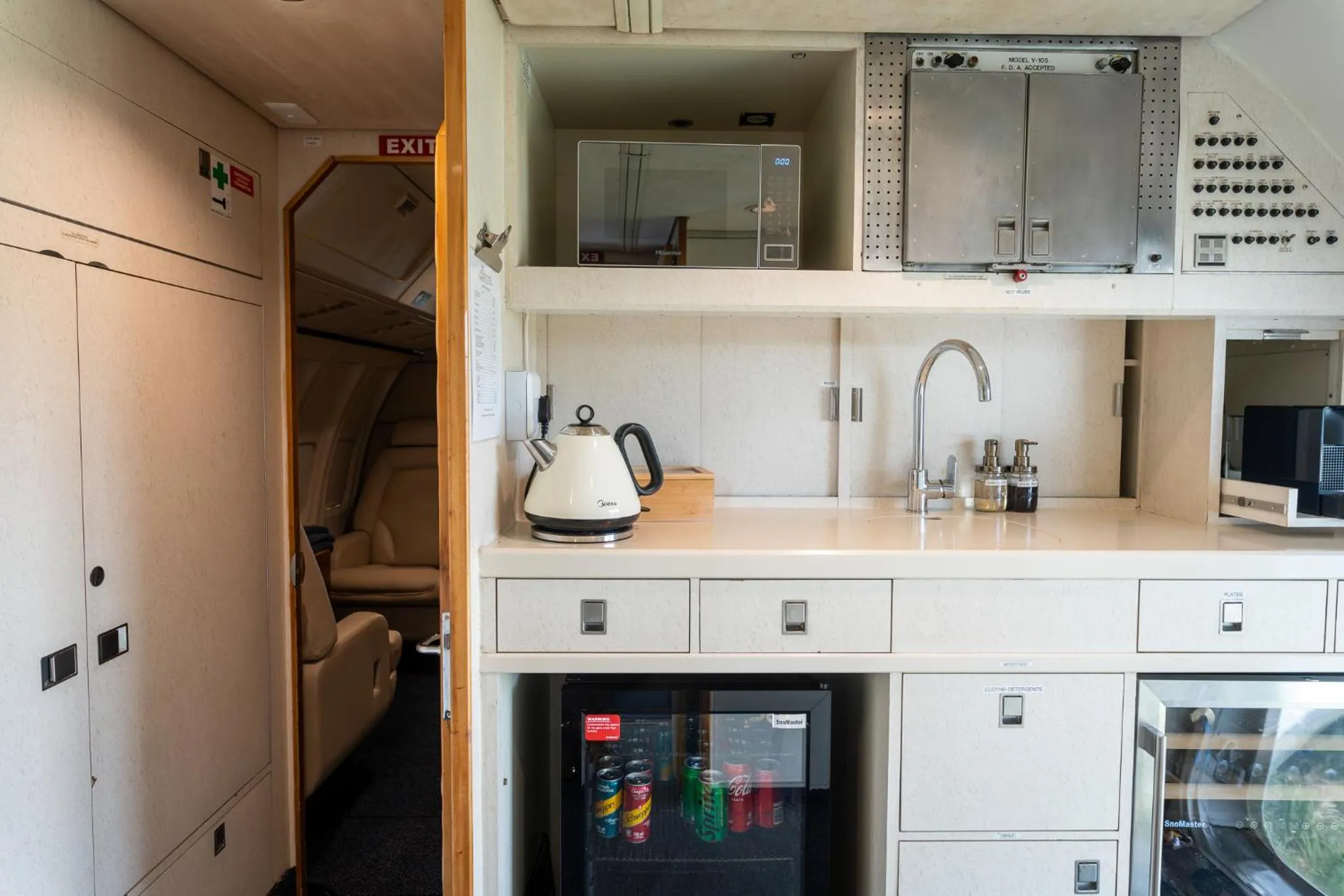 Coffee/tea facilities in Aerotel