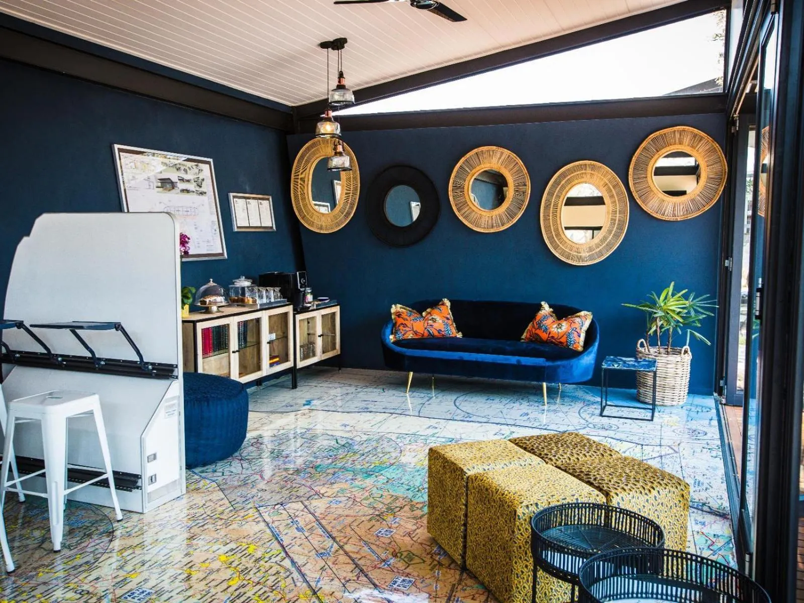 Property building in Aerotel