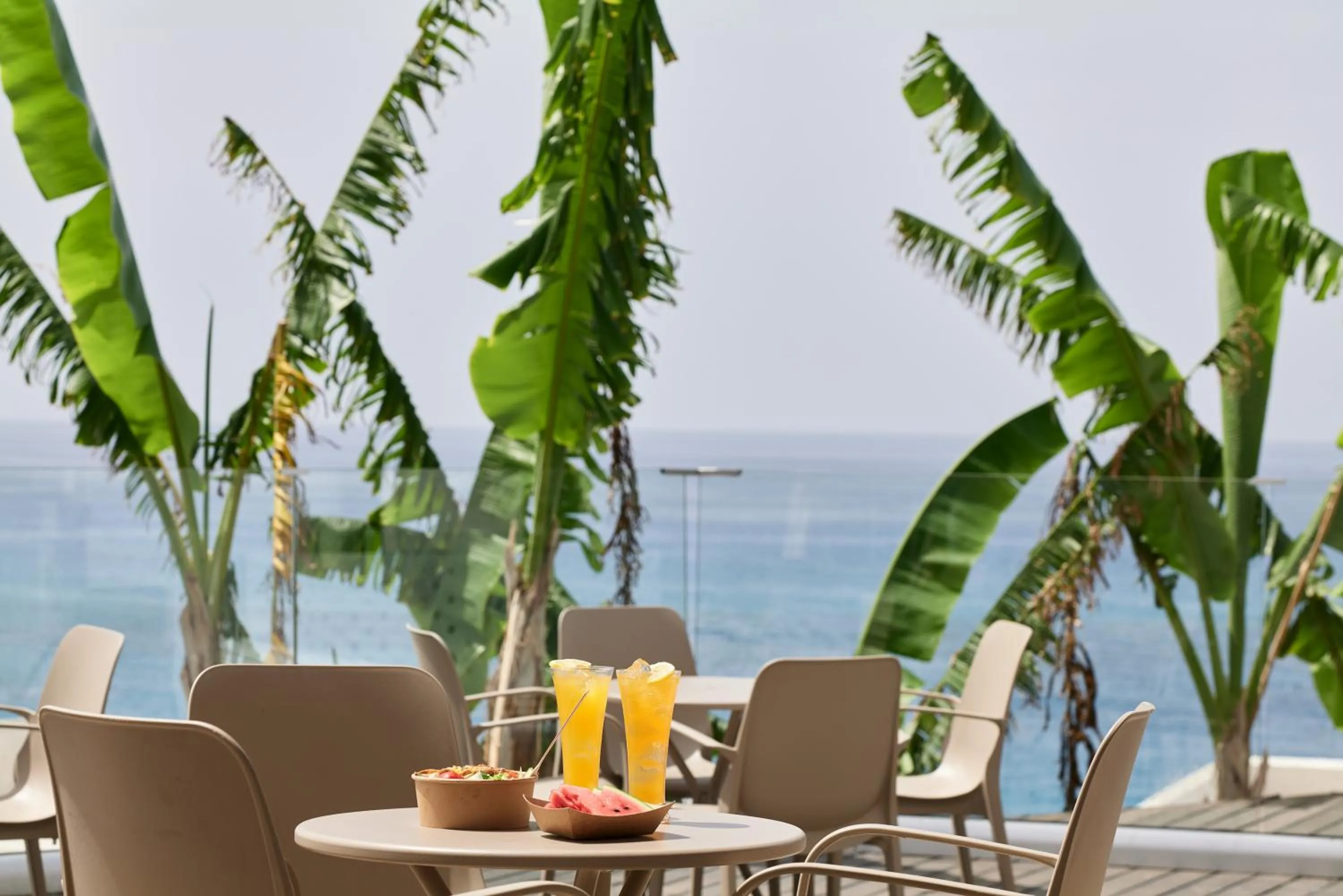 Food and drinks in Atlantica SunGarden Beach