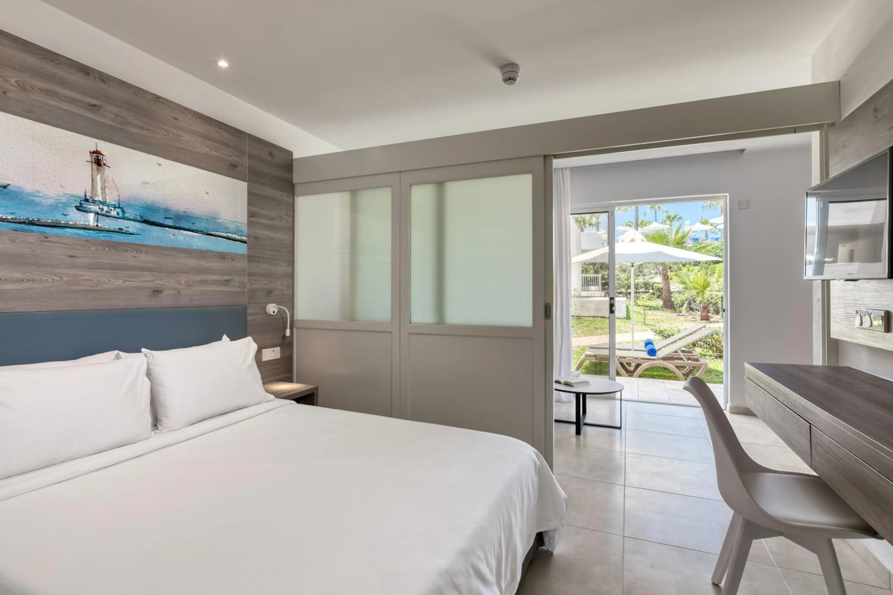 Bedroom, Bed in Atlantica SunGarden Beach