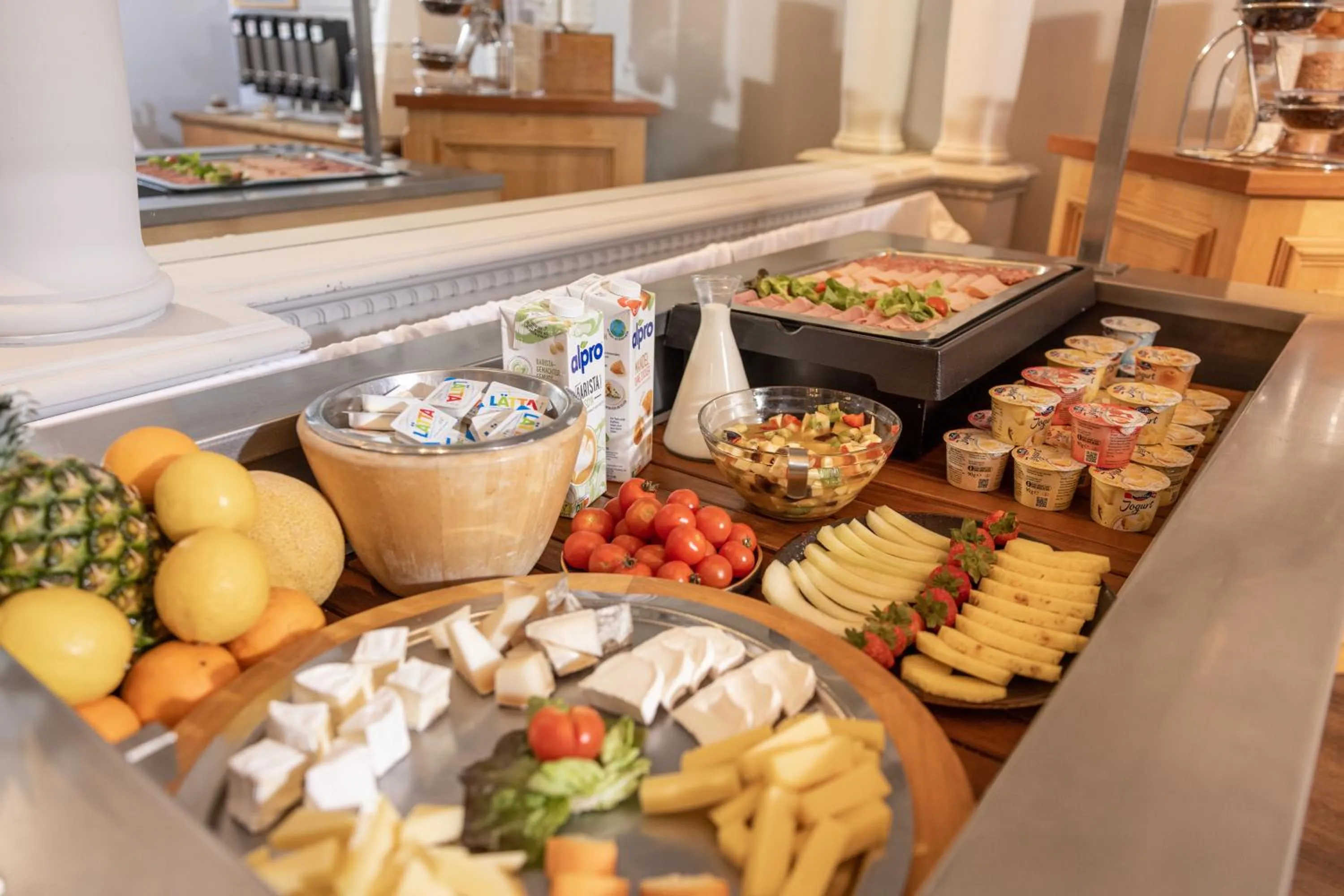 Breakfast in Adhhoc Hotel